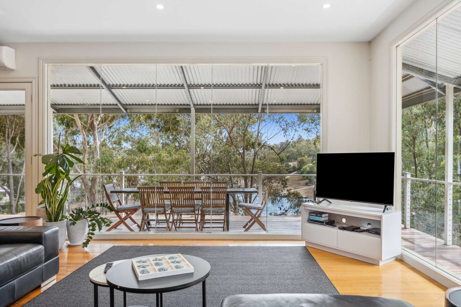209 Taylor Bay Right Arm Road, Taylor Bay For Sale by Farmbuy.com - image 17