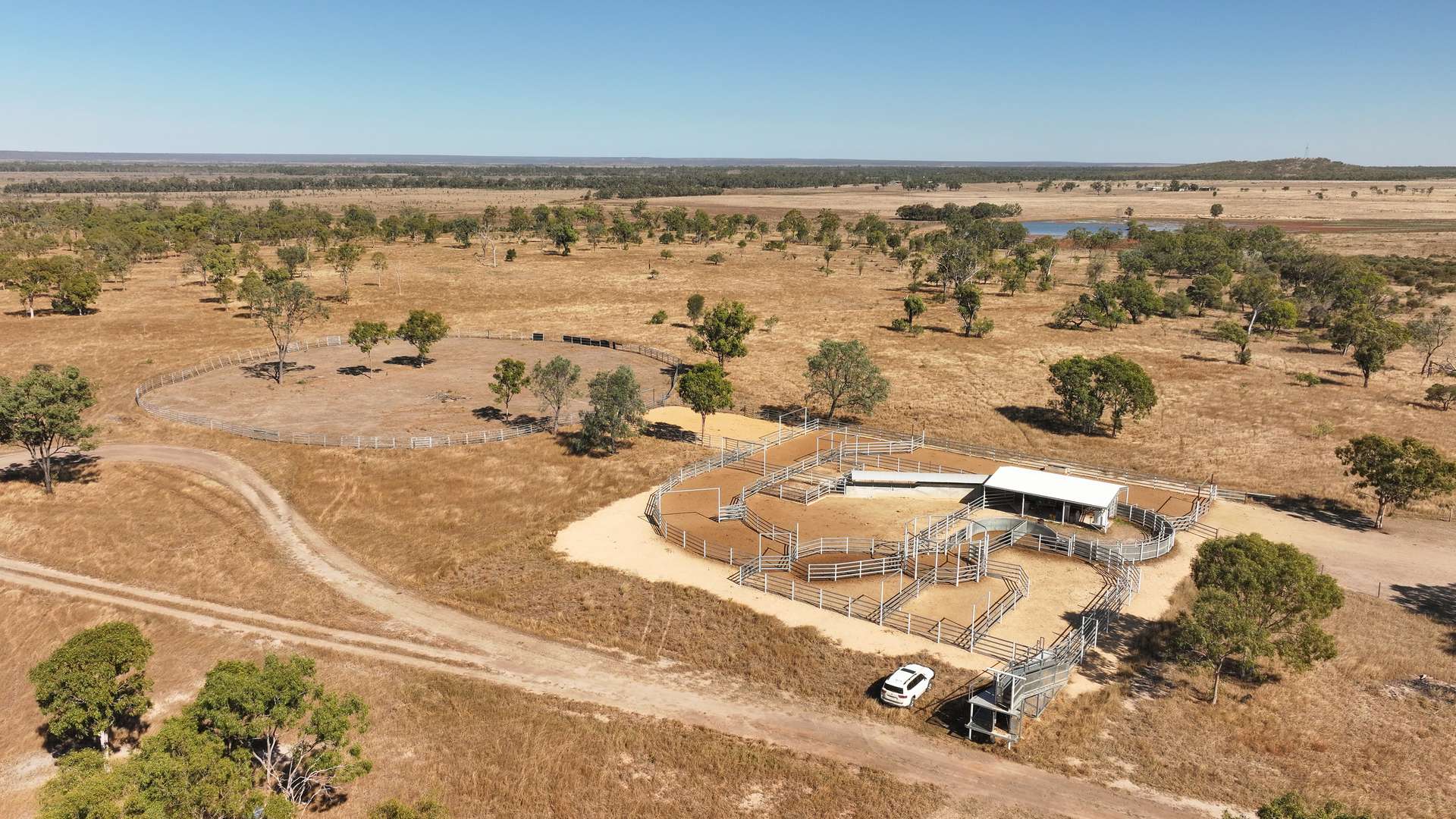 "Yatton" May Downs Road, Clarke Creek Auction by Farmbuy.com - image 4