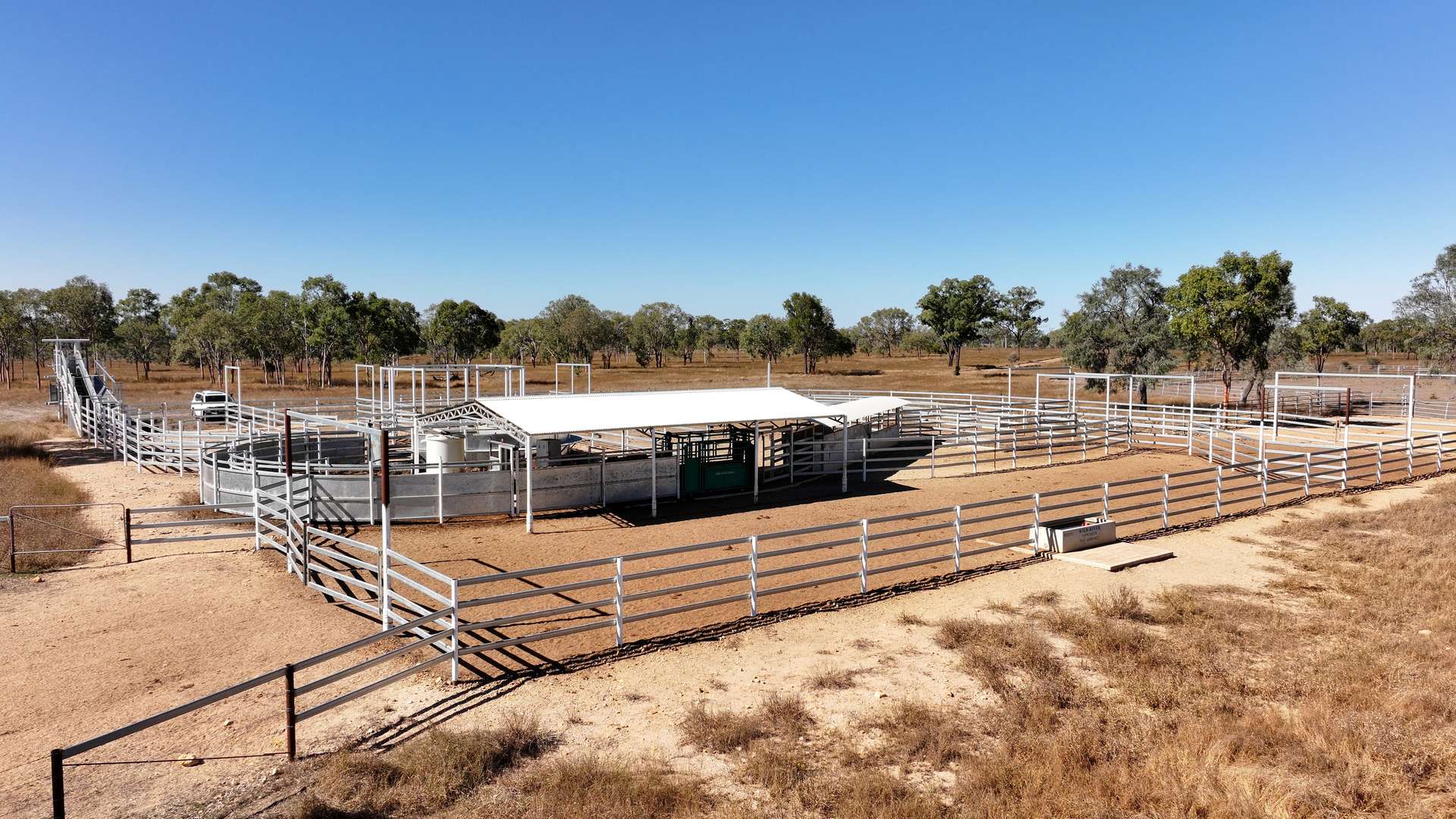 "Yatton" May Downs Road, Clarke Creek Auction by Farmbuy.com - image 5