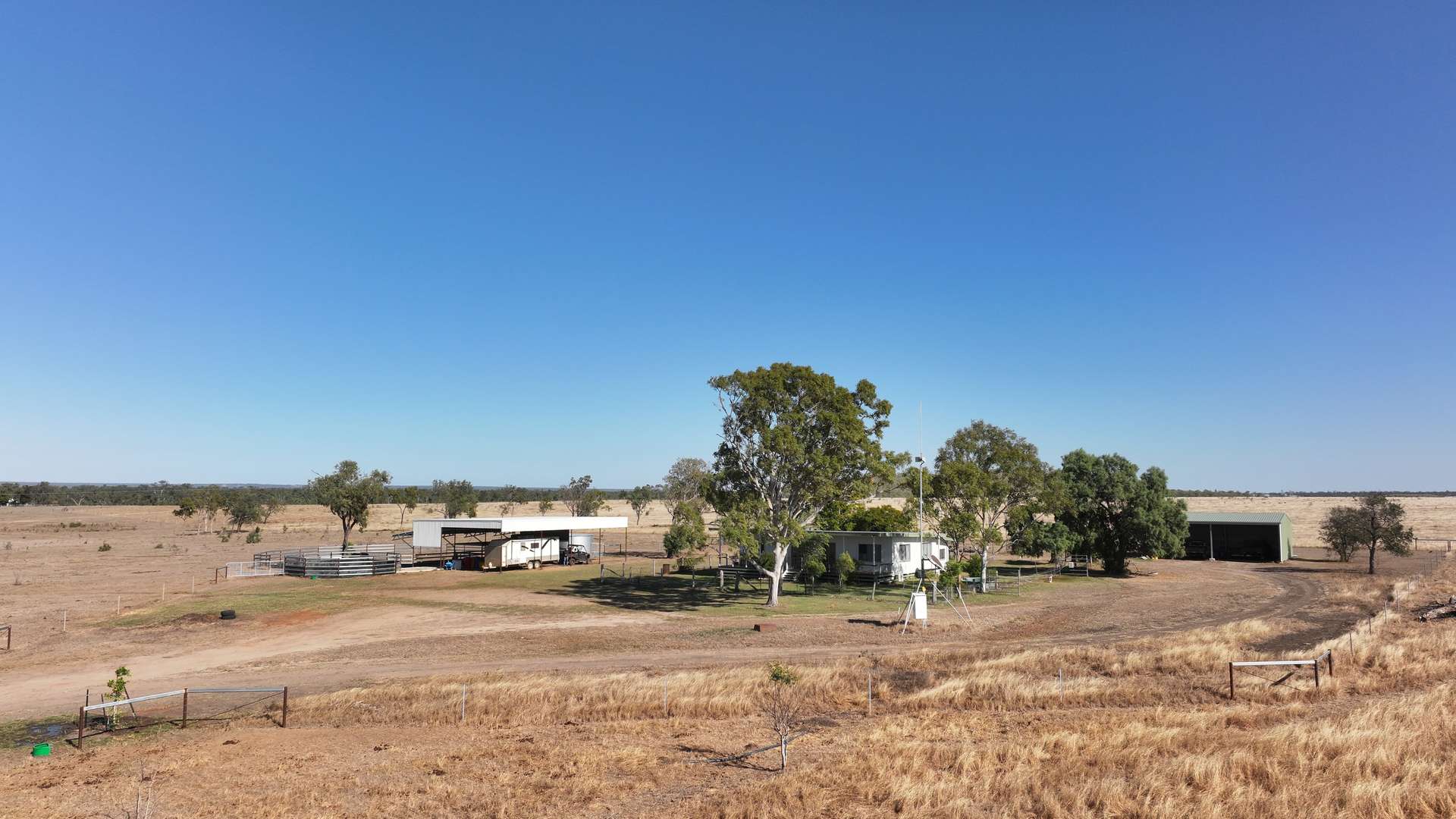 "Yatton" May Downs Road, Clarke Creek Auction by Farmbuy.com - image 9