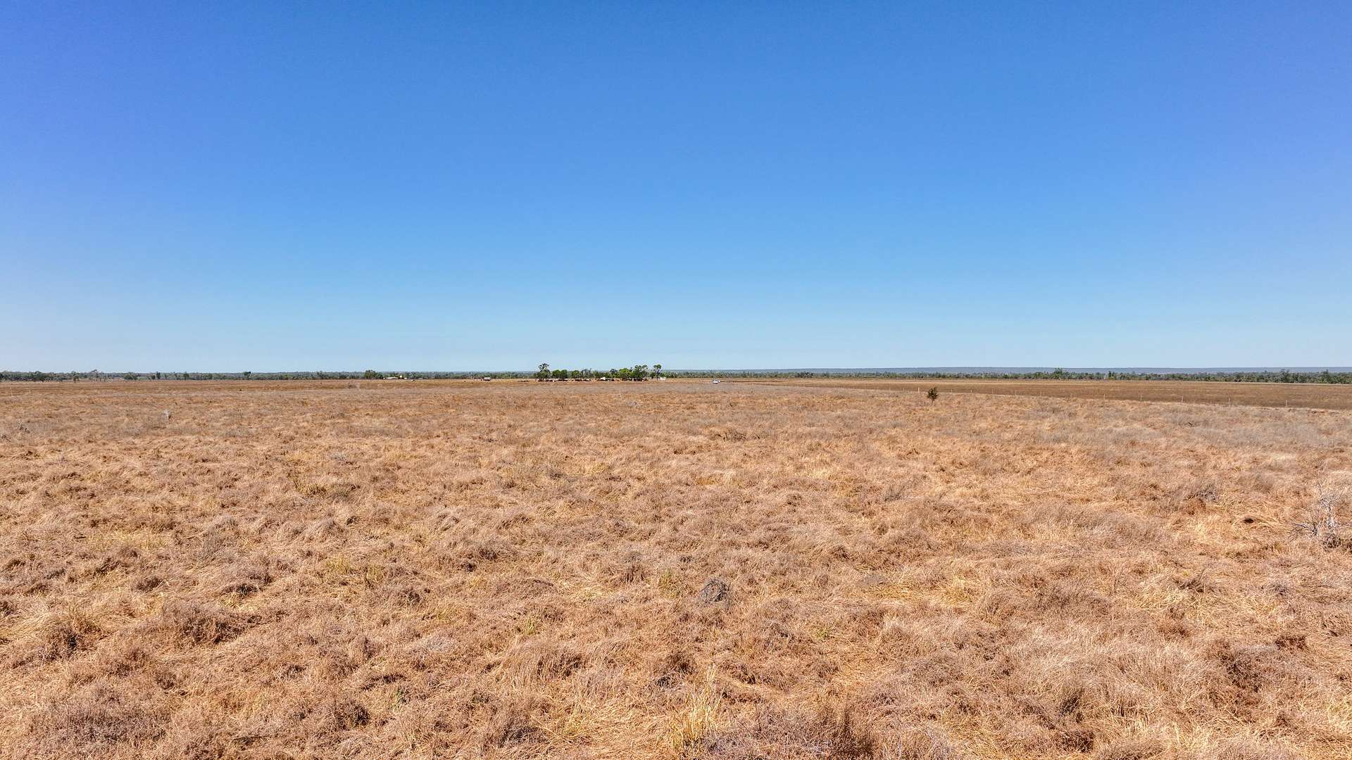 "Yatton" May Downs Road, Clarke Creek Auction by Farmbuy.com - image 13