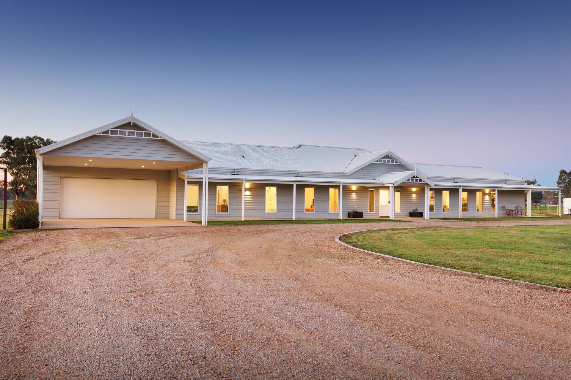 56 Delloro Road, Wangaratta South For Sale by Farmbuy.com - image 1