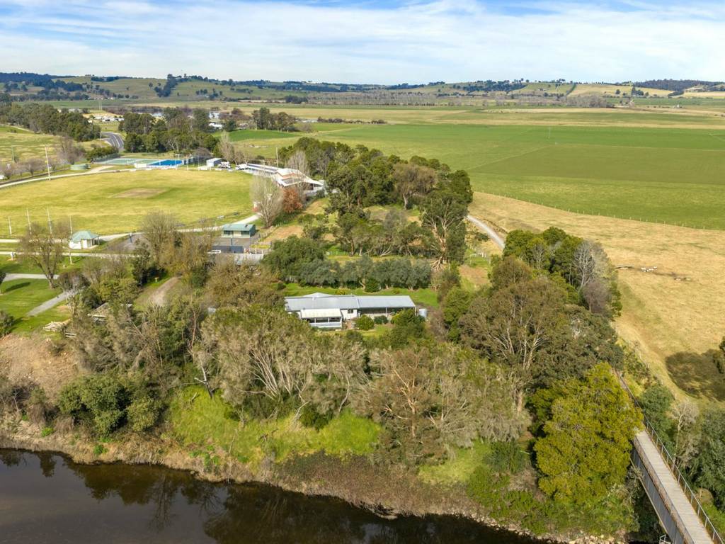 23 Murphys Lane, Bruthen VIC 3885
