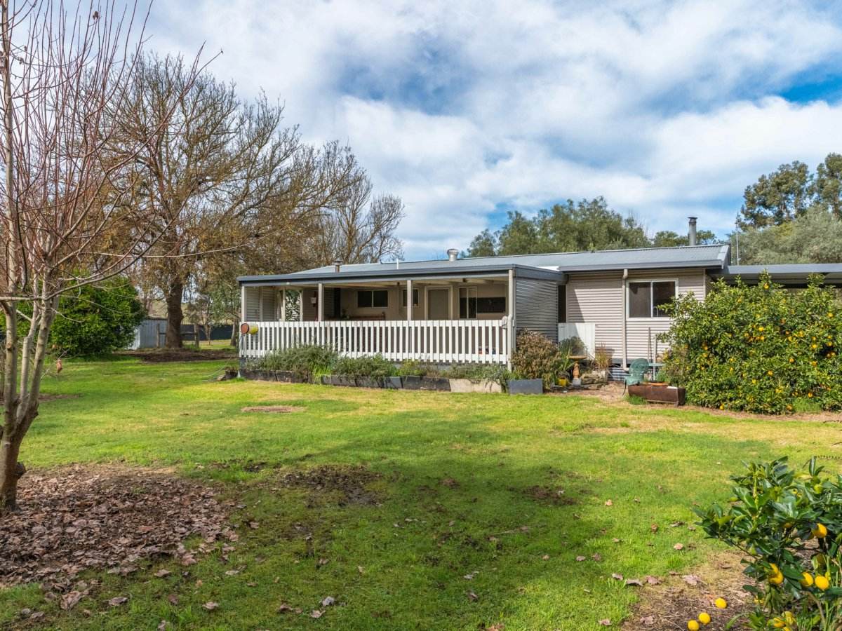23 Murphys Lane, Bruthen For Sale by Farmbuy.com - image 12