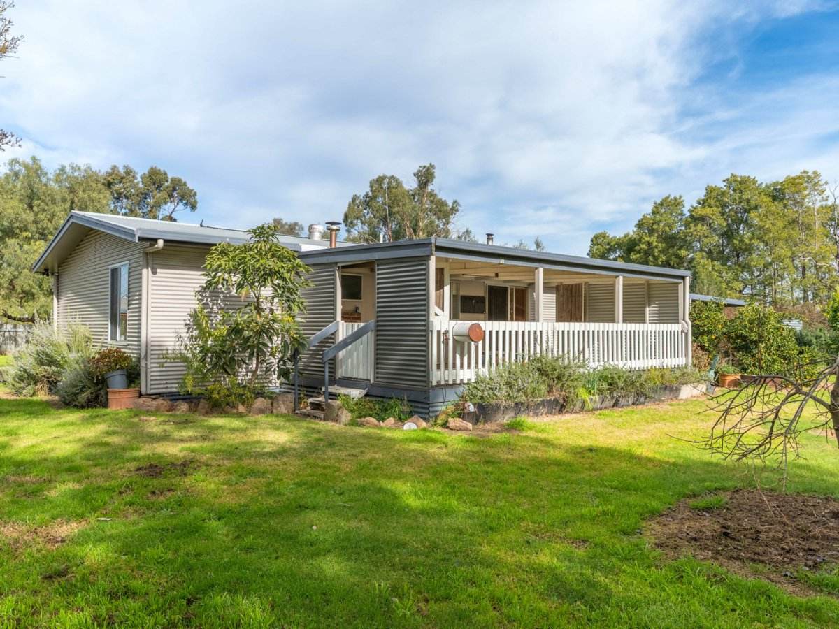 23 Murphys Lane, Bruthen For Sale by Farmbuy.com - image 15