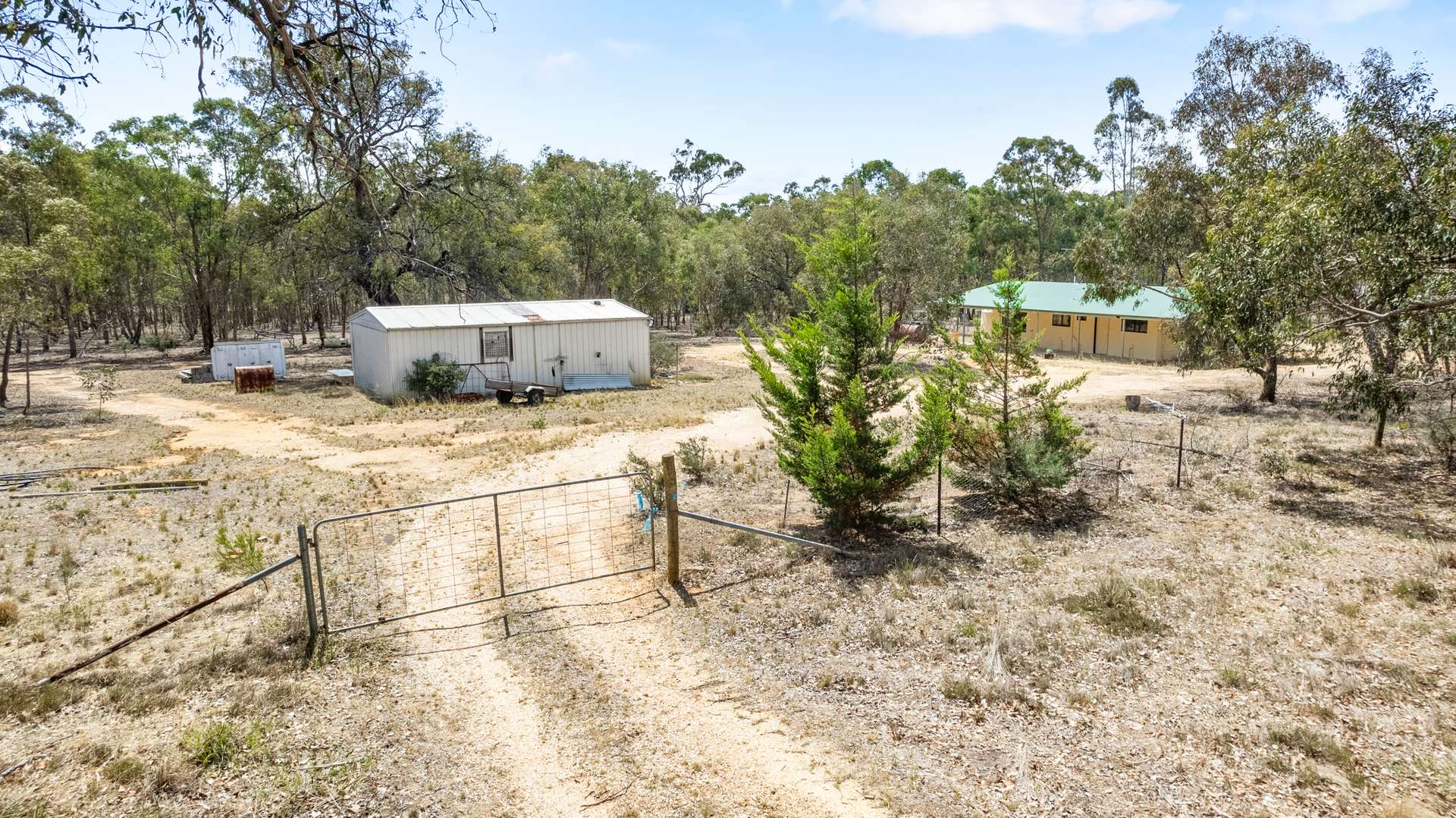 3 Deason Road, Stuart Mill For Sale by Farmbuy.com - image 14