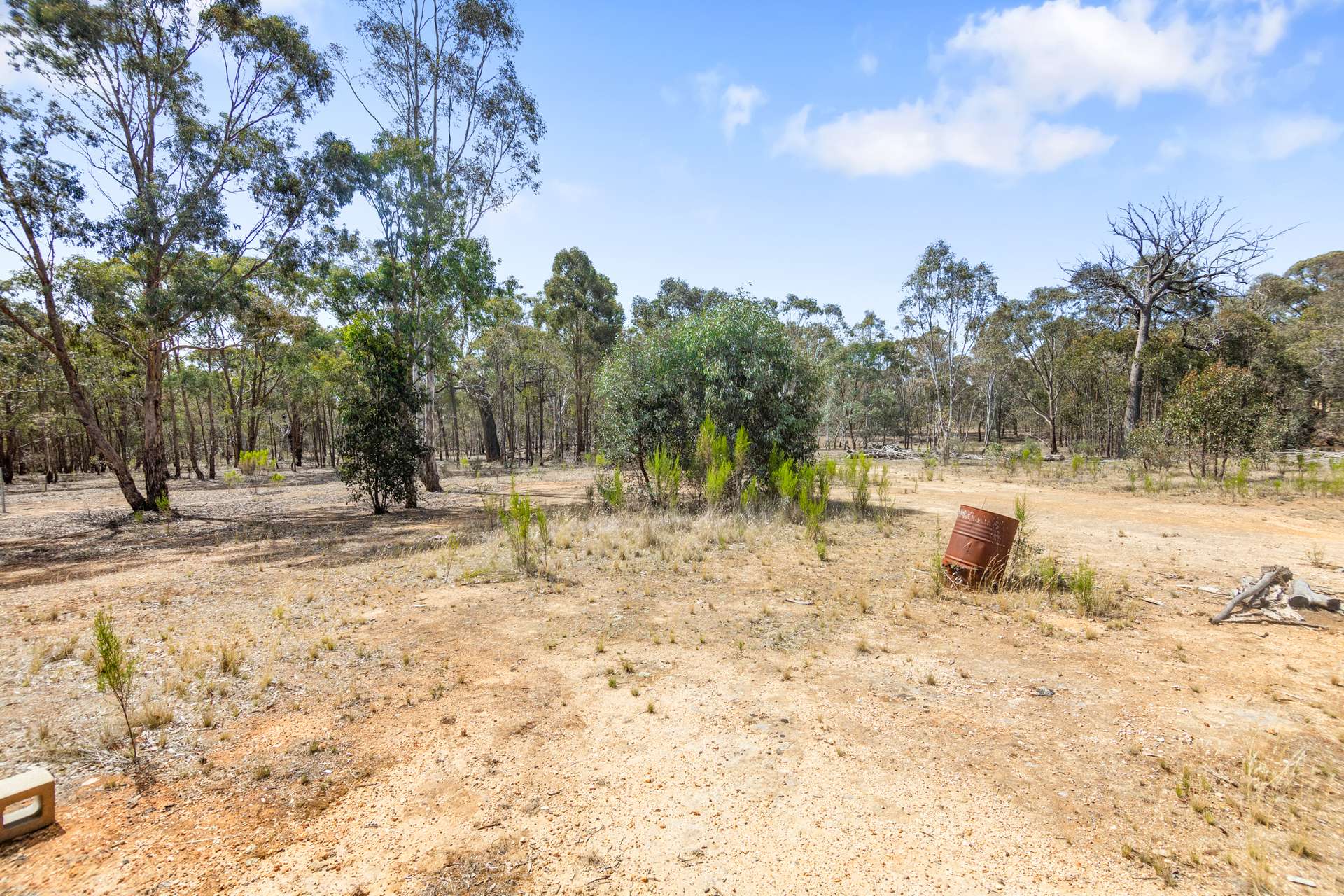 3 Deason Road, Stuart Mill For Sale by Farmbuy.com - image 19