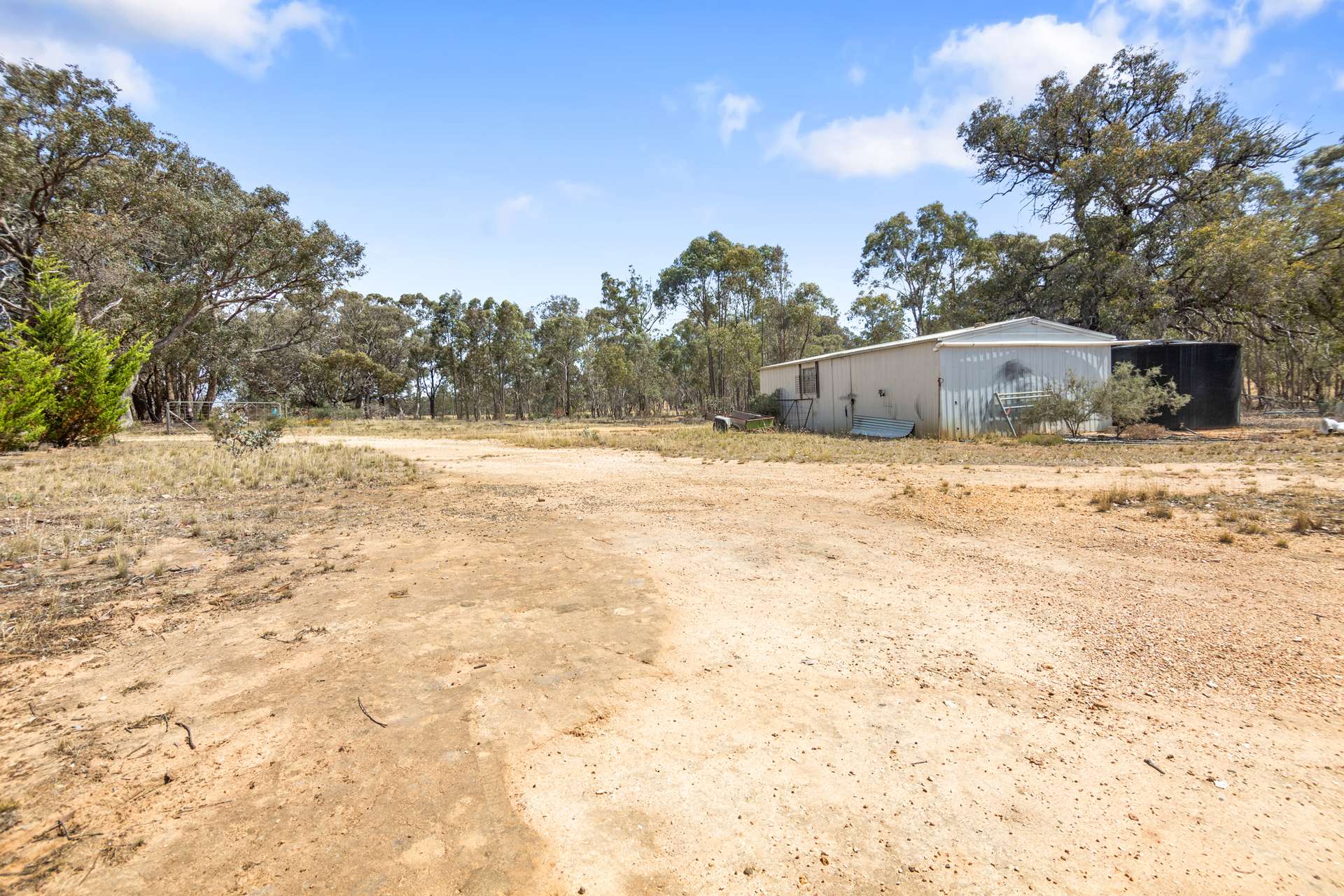 3 Deason Road, Stuart Mill For Sale by Farmbuy.com - image 15