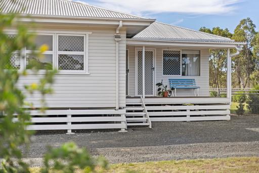 18 Rhode Court, Oakey QLD 4401