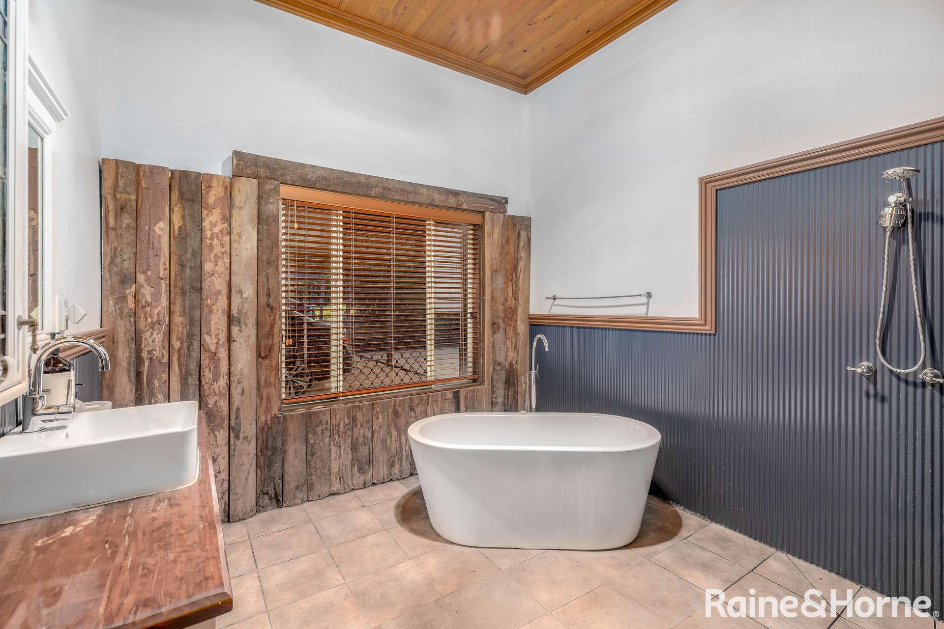 1 Frayne Road, Amamoor For Sale by Farmbuy.com - image 19