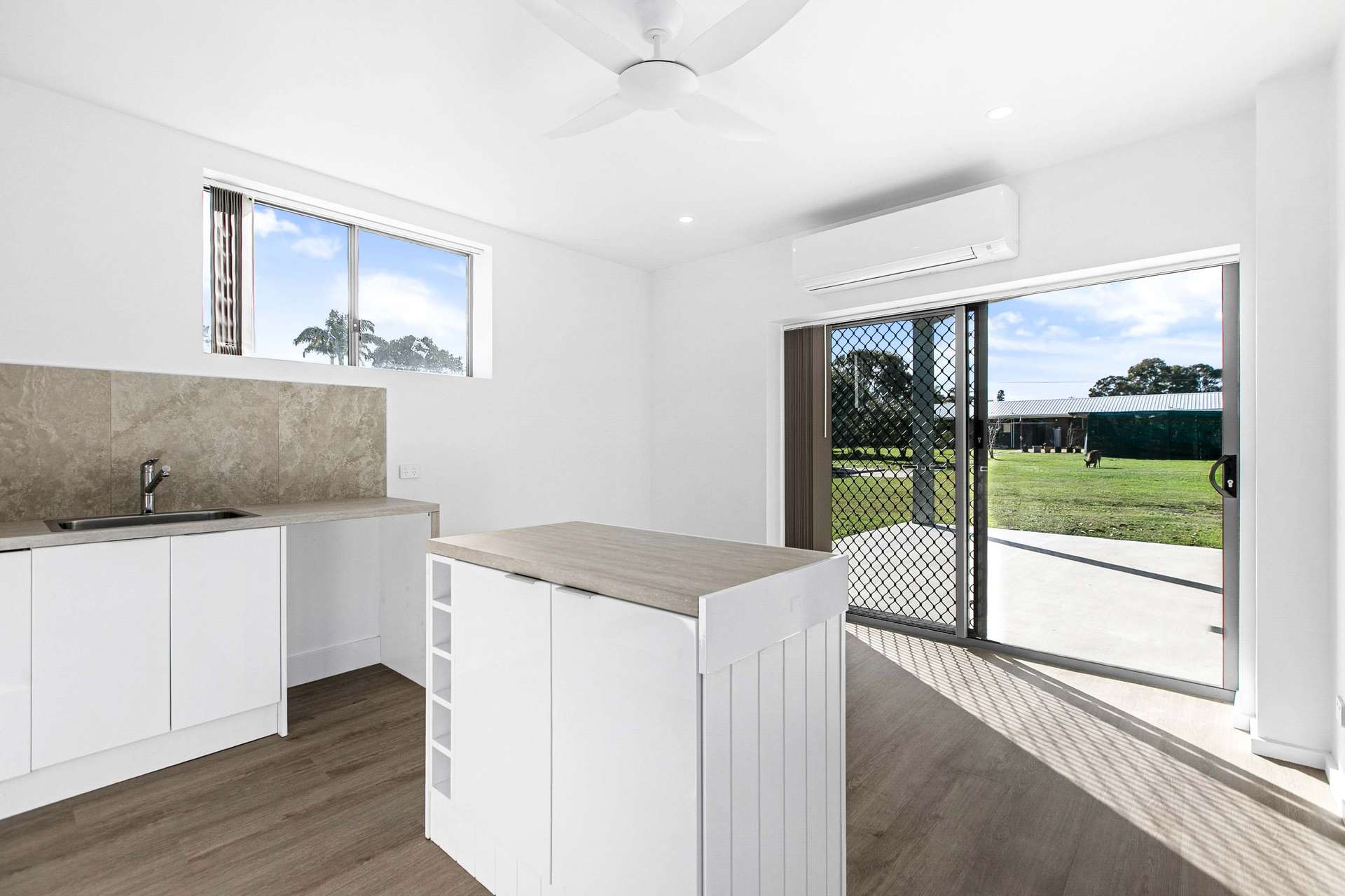 27-29 Orchid Avenue, Urangan For Sale by Farmbuy.com - image 29