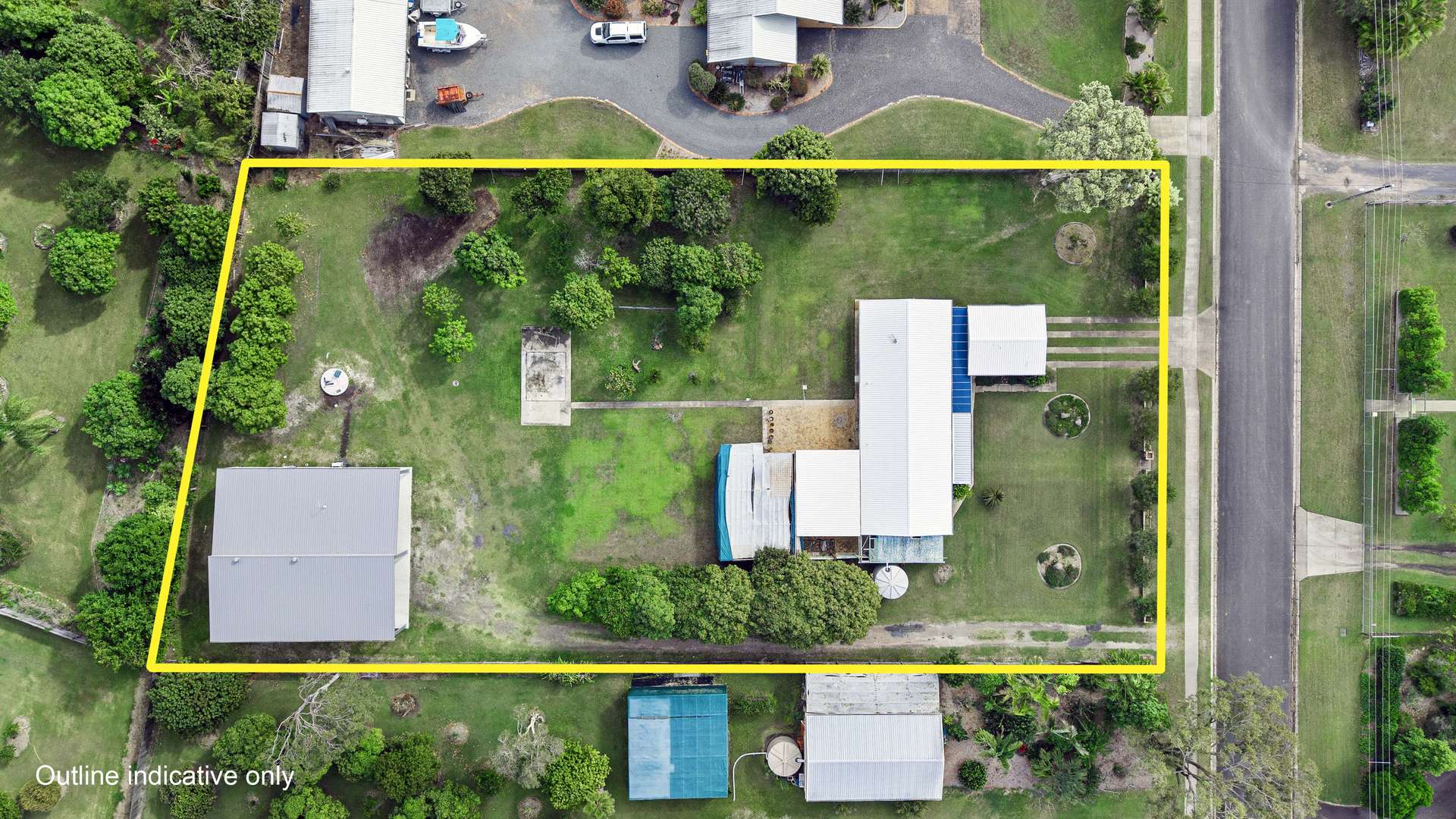 27-29 Orchid Avenue, Urangan For Sale by Farmbuy.com - image 4