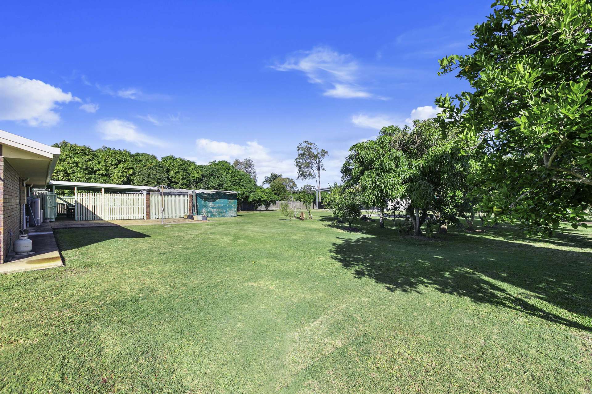 27-29 Orchid Avenue, Urangan For Sale by Farmbuy.com - image 33