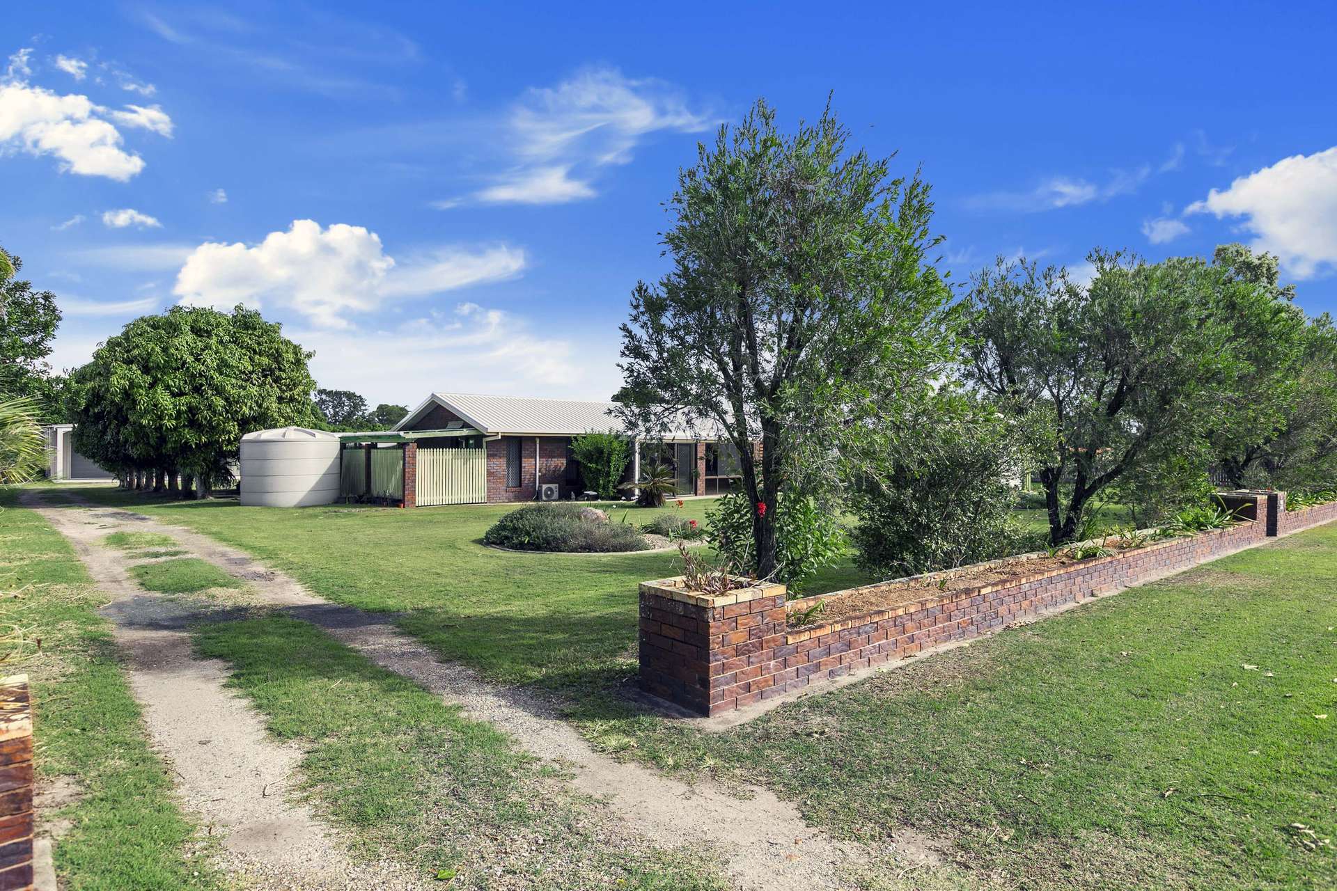 27-29 Orchid Avenue, Urangan For Sale by Farmbuy.com - image 32