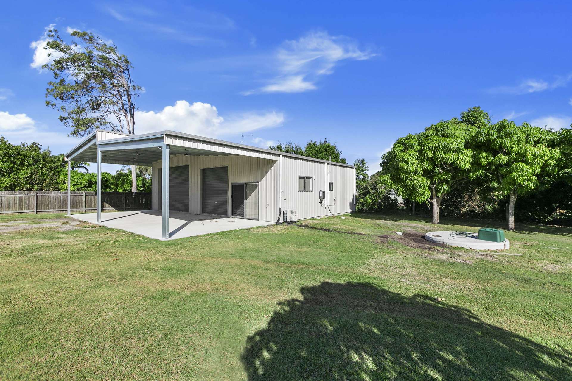 27-29 Orchid Avenue, Urangan For Sale by Farmbuy.com - image 3