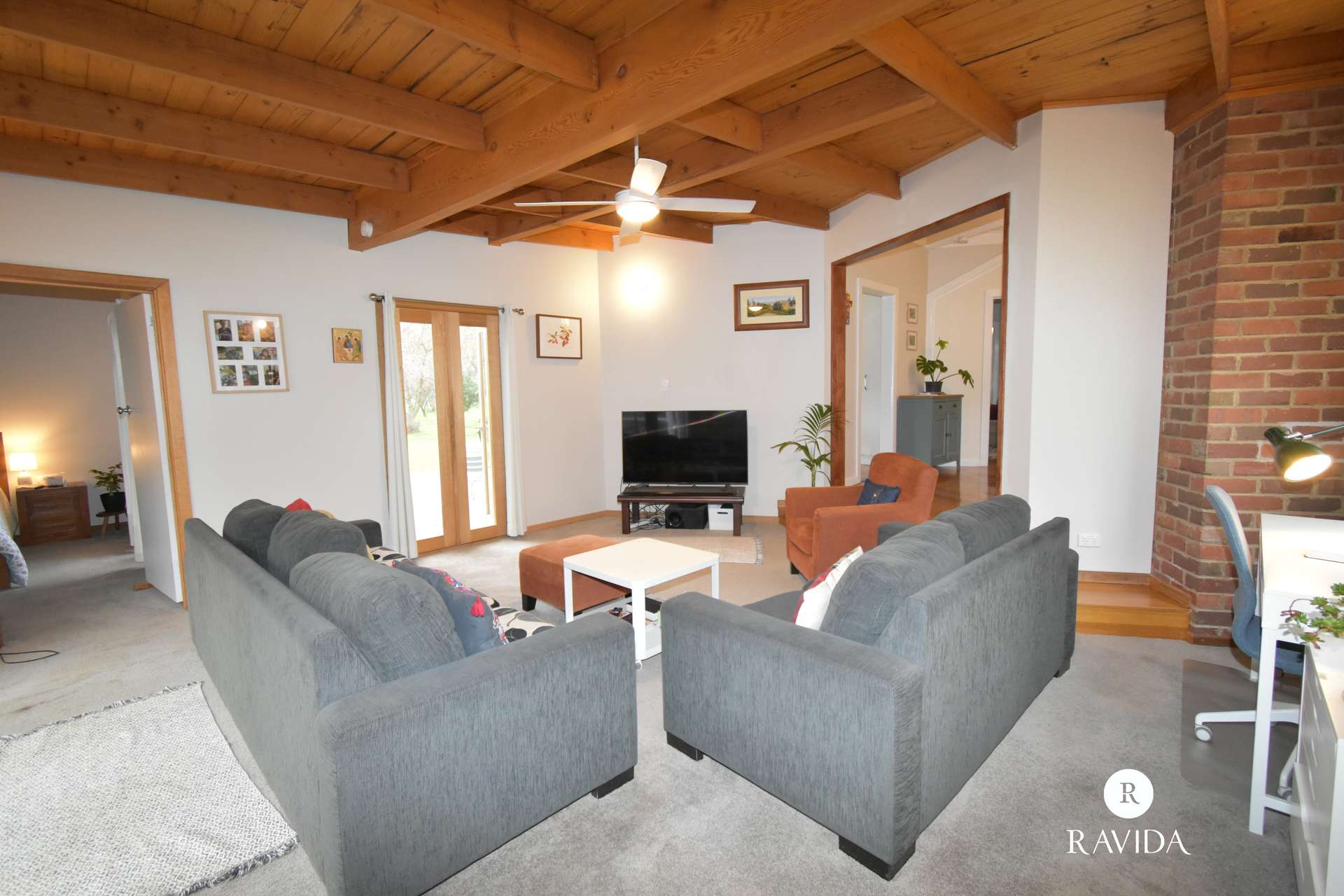 86 Markwood-Tarrawingee Road, Markwood For Sale by Farmbuy.com - image 10