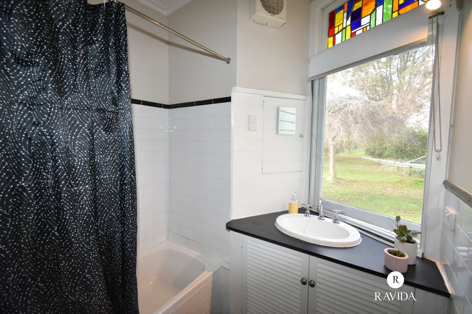 86 Markwood-Tarrawingee Road, Markwood For Sale by Farmbuy.com - image 9