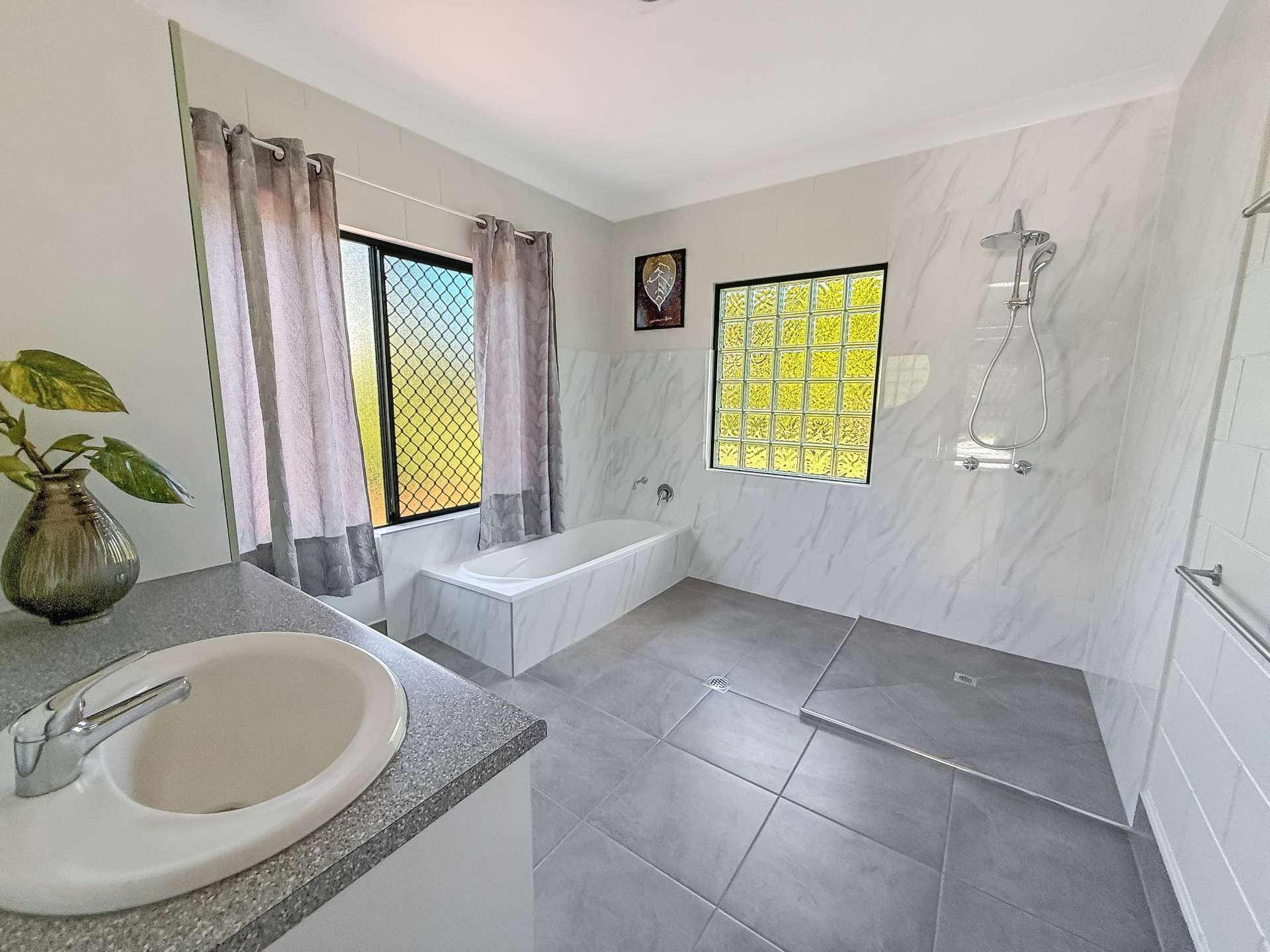 22B Palomino Avenue, Tolga For Sale by Farmbuy.com - image 11