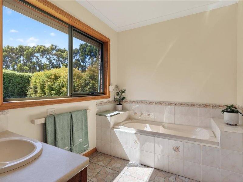 88 Smiths Lane, Allansford For Sale by Farmbuy.com - image 21