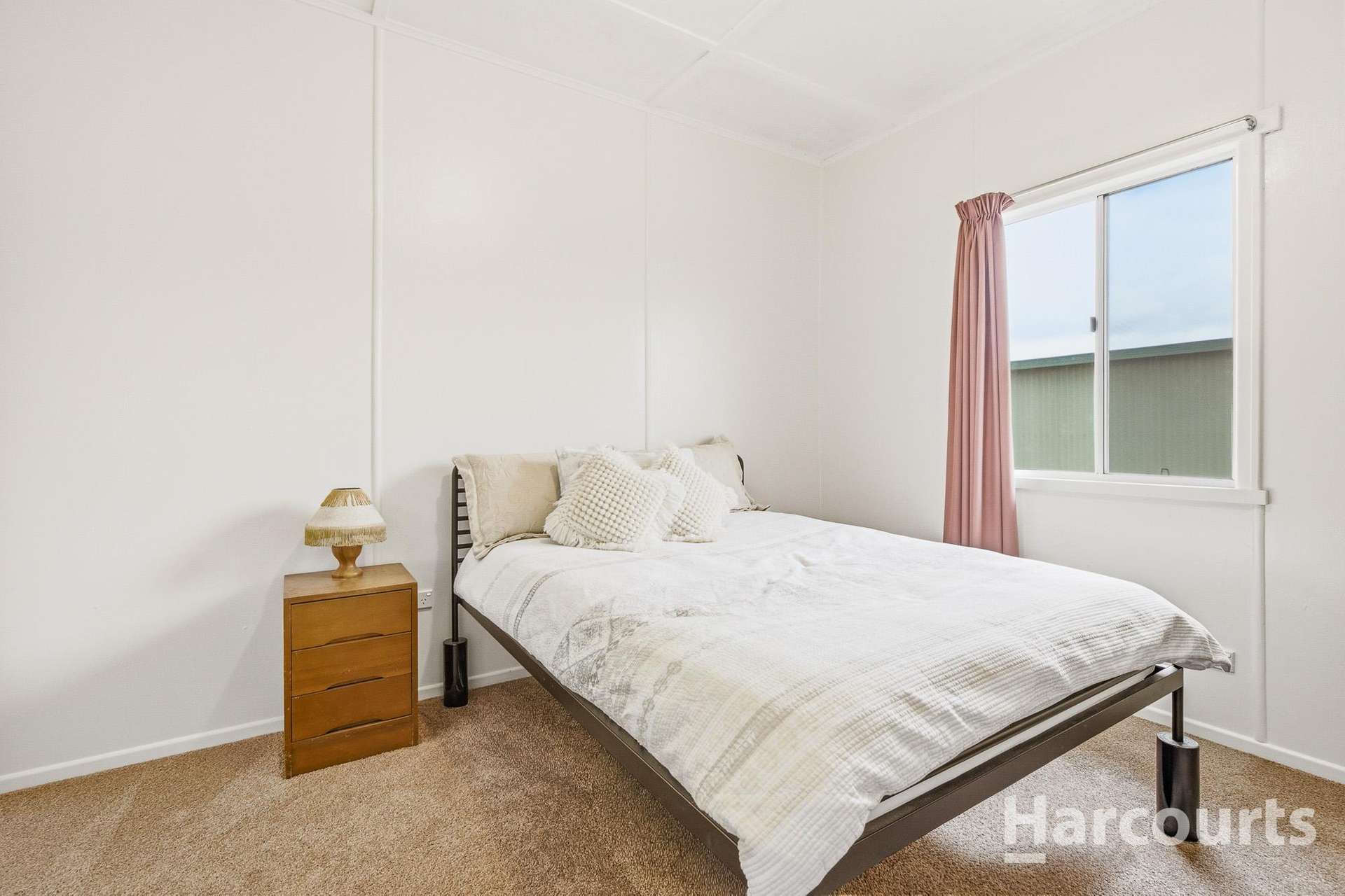 266 Farnsfield Road, North Isis For Sale by Farmbuy.com - image 15