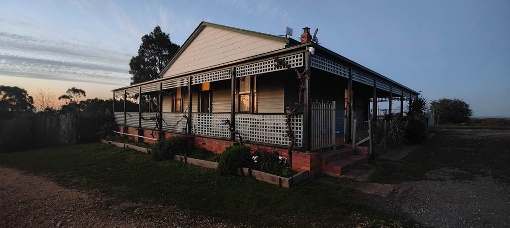 57 Dunlop Road, St Arnaud VIC 3478