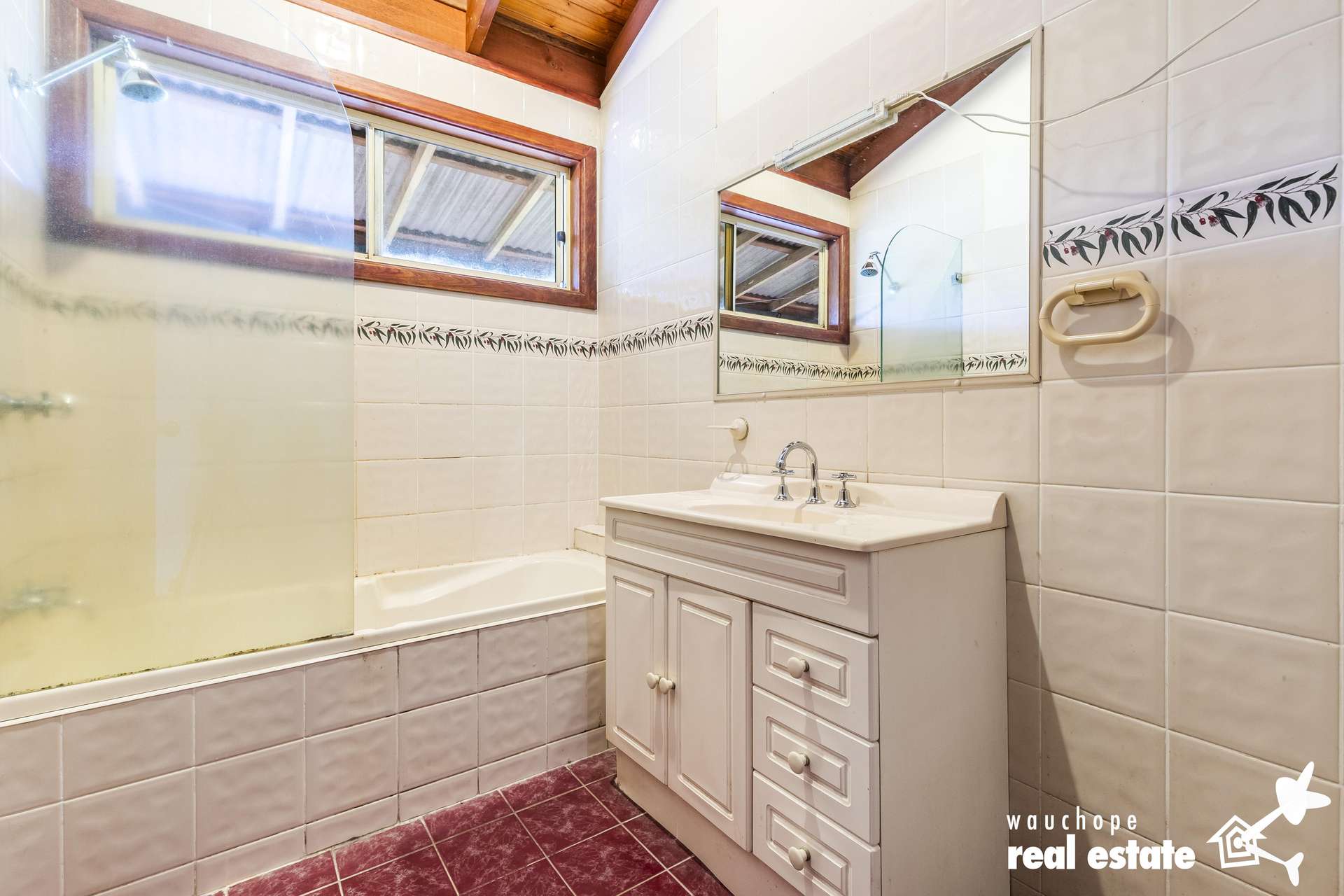 740 Forbes River Road, Birdwood For Sale by Farmbuy.com - image 10