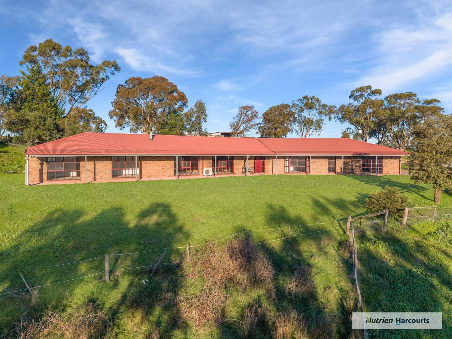 35 Hadfield Road West, Upper Plenty For Sale by Farmbuy.com - image 2