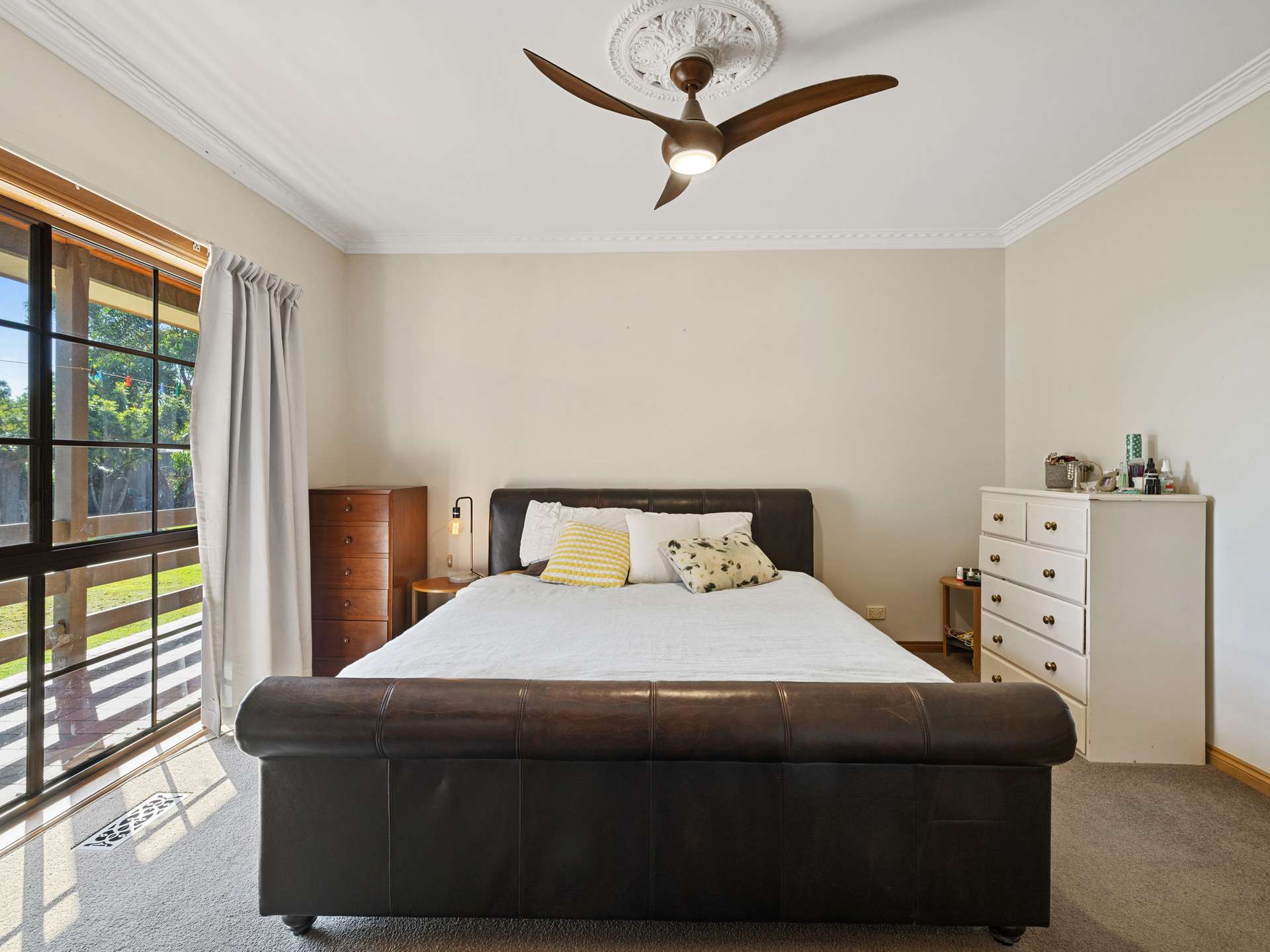 422 Ventnor Road, Ventnor For Sale by Farmbuy.com - image 11