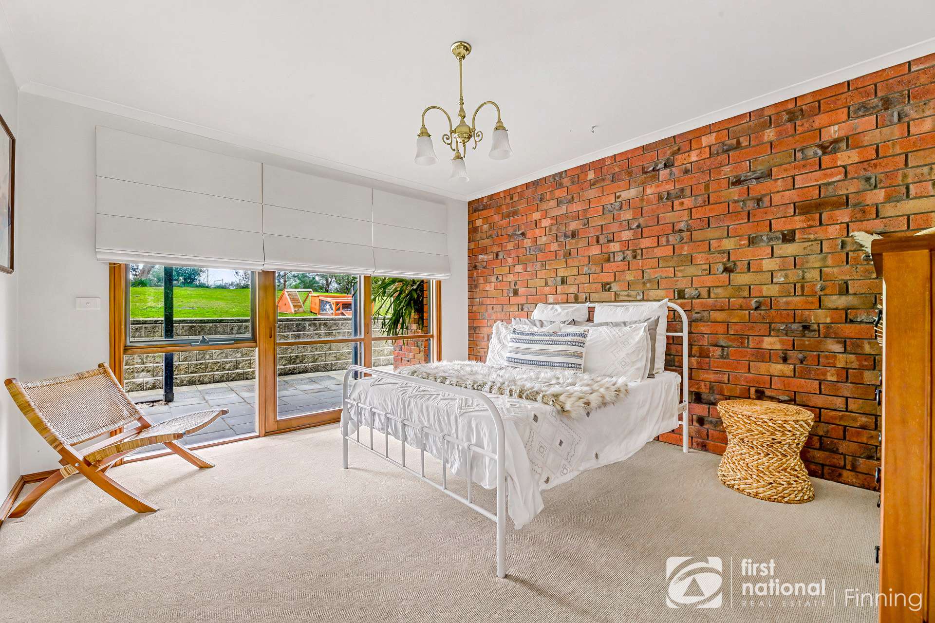 54 Worthing Road, Devon Meadows For Sale by Farmbuy.com - image 9