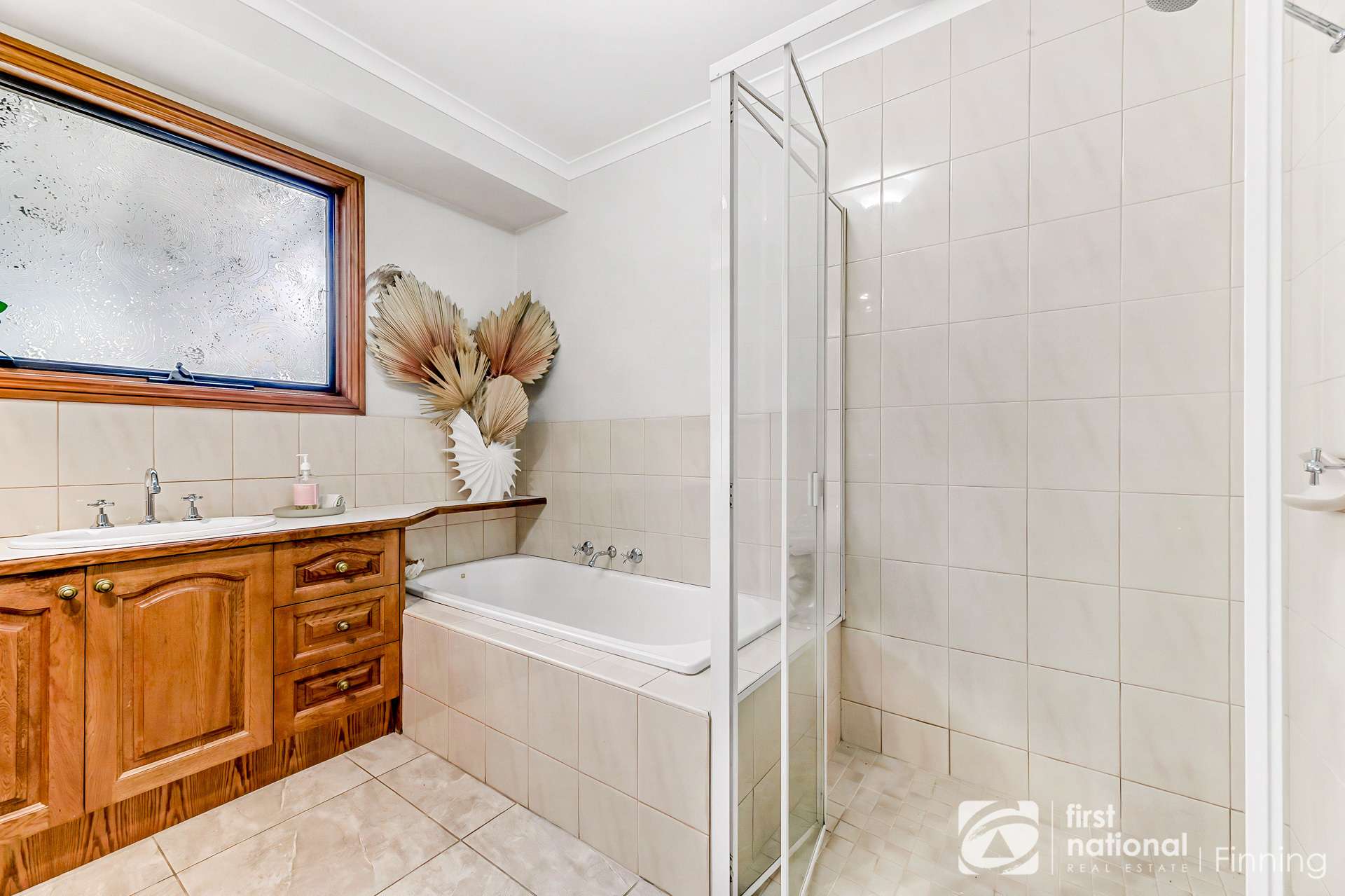 54 Worthing Road, Devon Meadows For Sale by Farmbuy.com - image 13