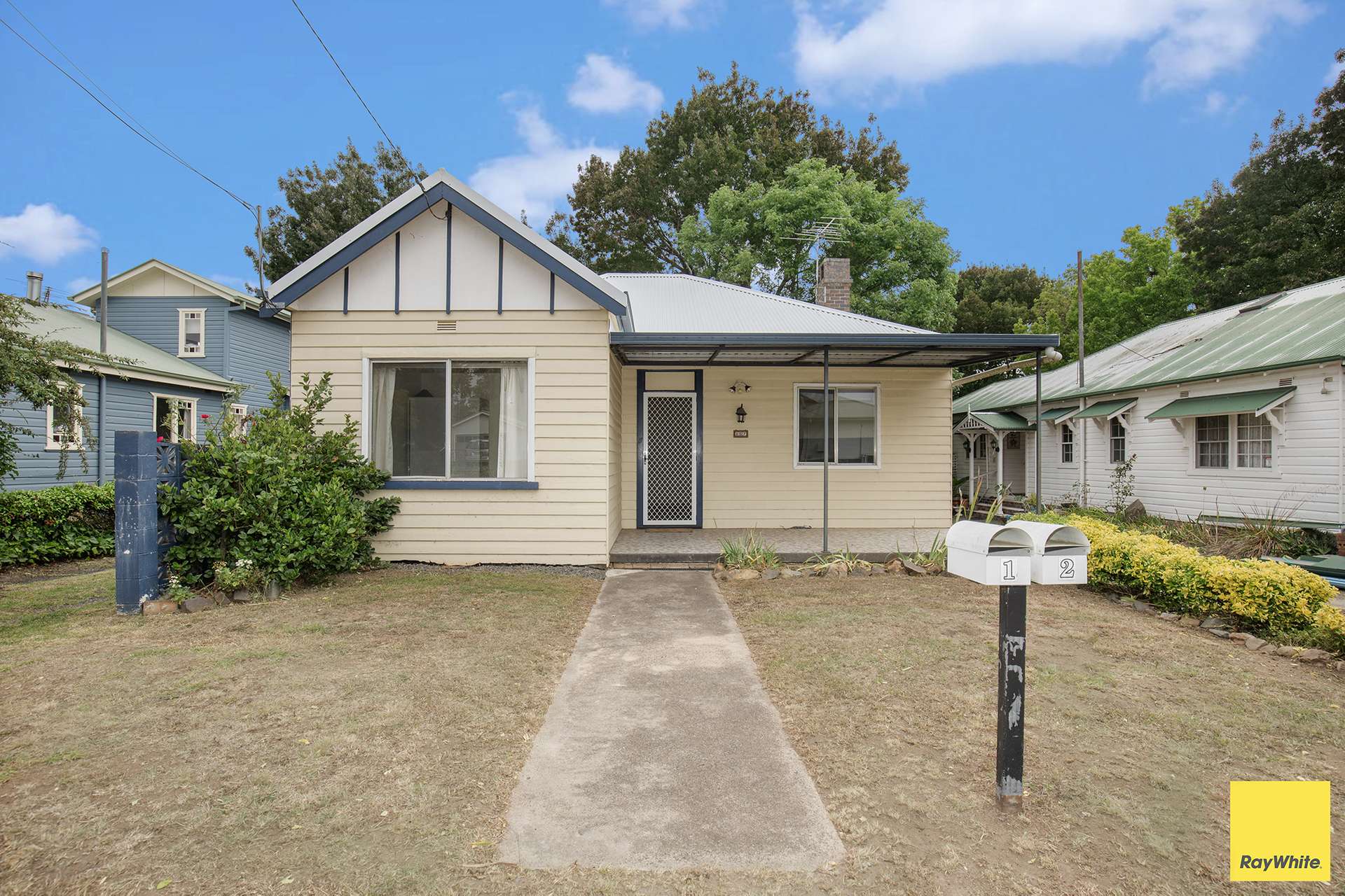 207 Dumaresq Street, Armidale Auction by Farmbuy.com - image 5