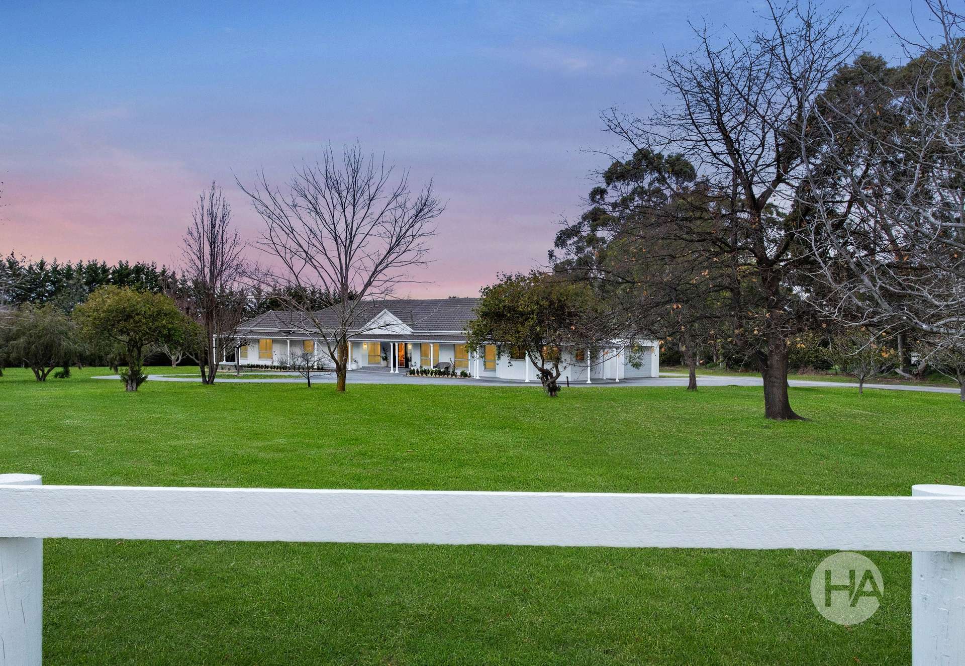 197 Bungower Road, Somerville For Sale by Farmbuy.com - image 1