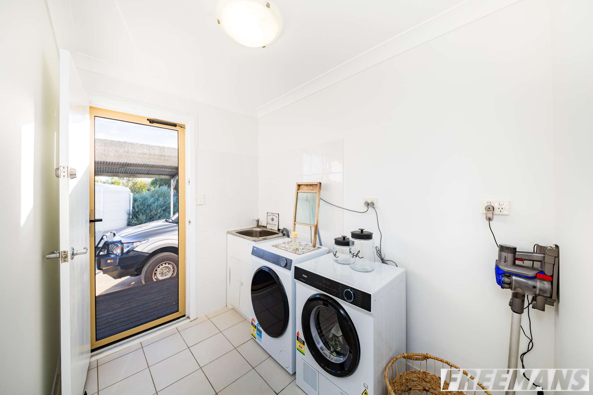 98 Cobby Road, Glan Devon For Sale by Farmbuy.com - image 21