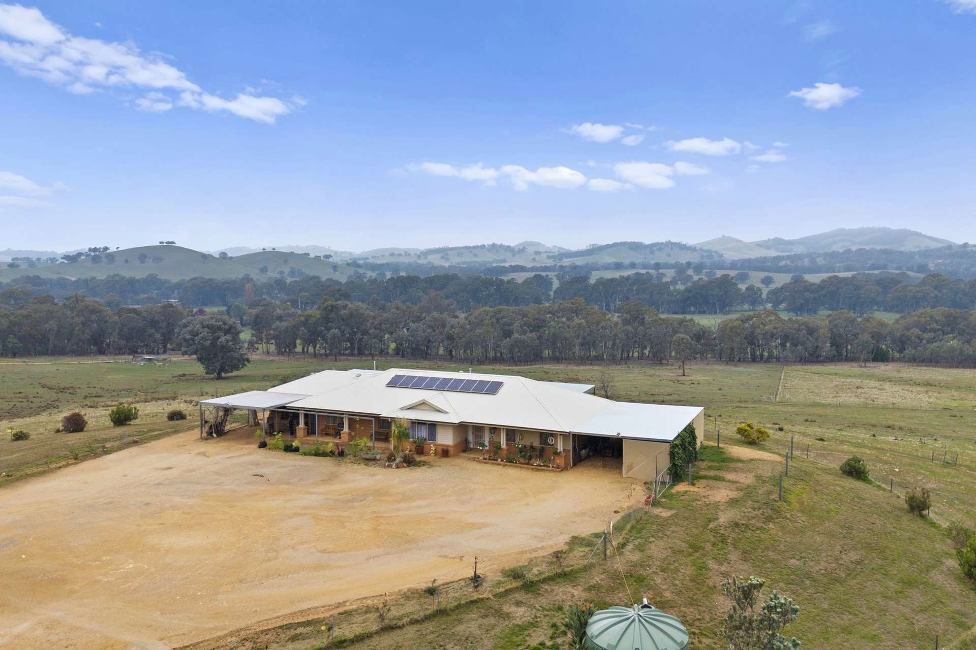 1368 Carboor-Everton Road, Bobinawarrah For Sale by Farmbuy.com - image 13