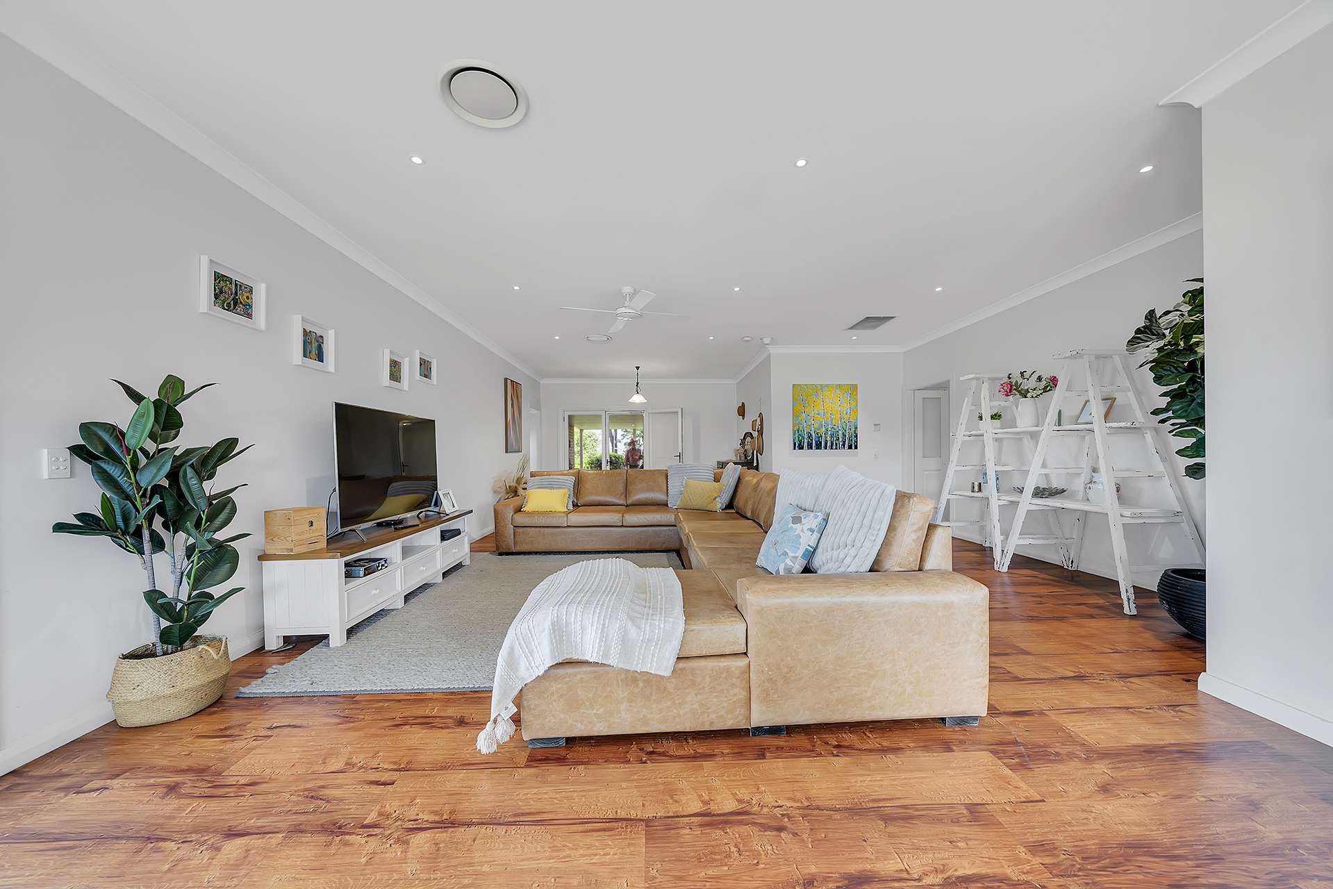 45R Strathmore Road, Geurie For Sale by Farmbuy.com - image 26