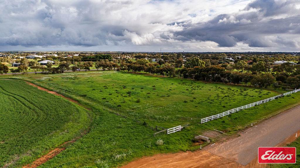 60 Border Drive, Deepdale For Sale by Farmbuy.com - image 5