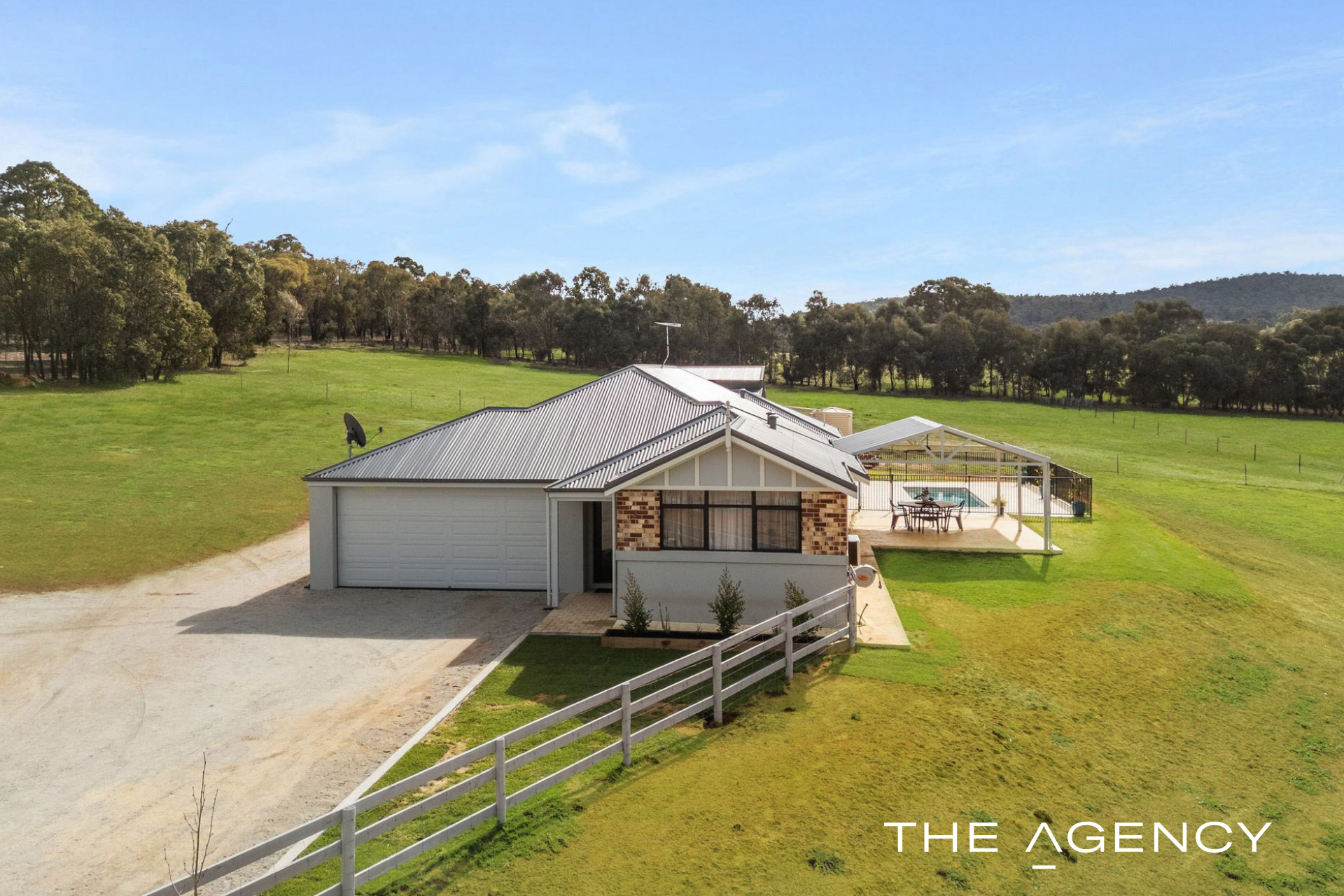 19 Sims Road, Bakers Hill For Sale by Farmbuy.com - image 2