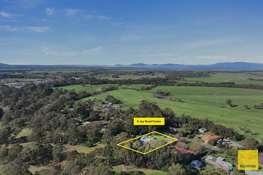 6 Jay Rd, Foster VIC 3960
