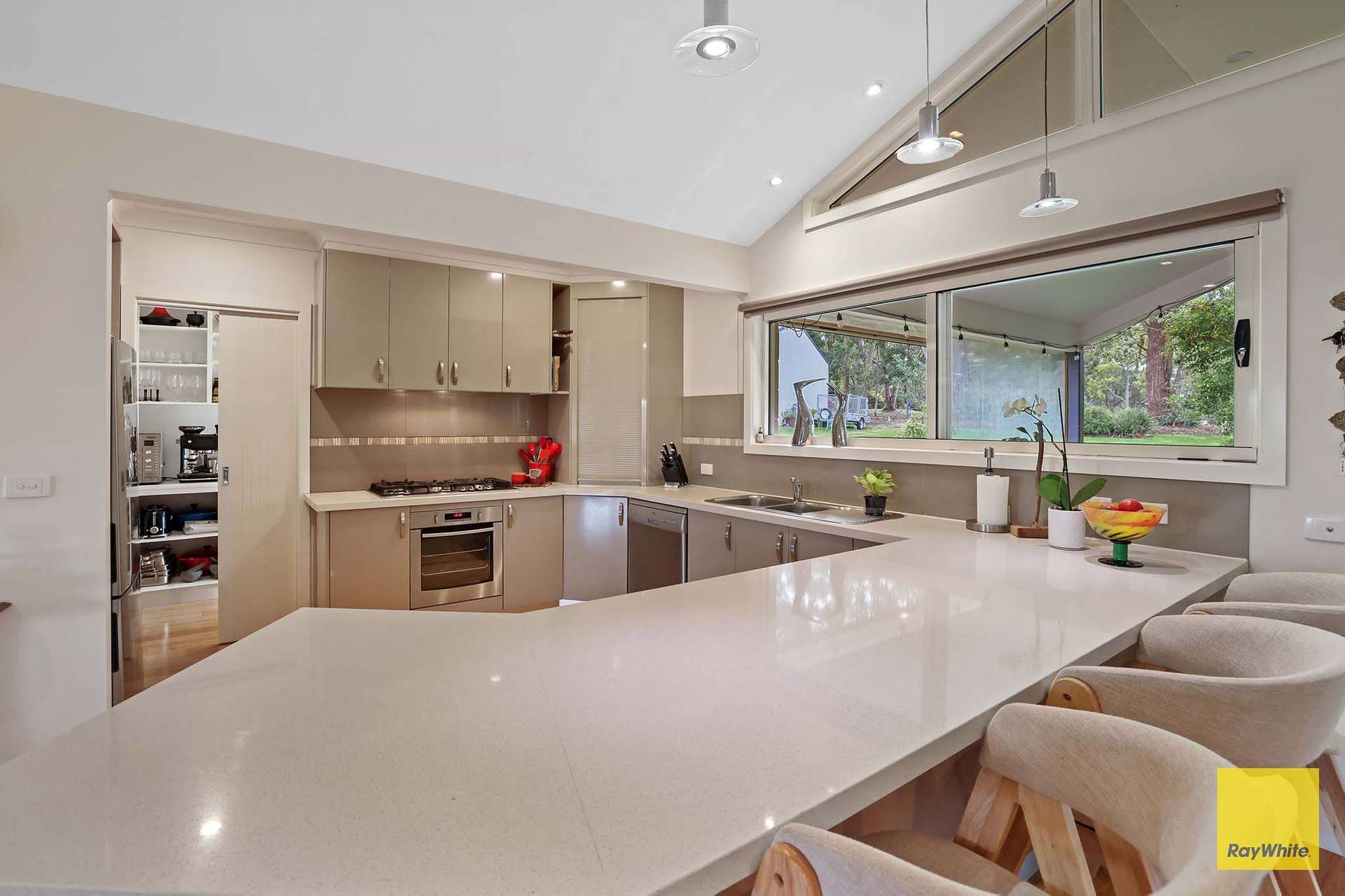 6 Jay Rd, Foster For Sale by Farmbuy.com - image 2