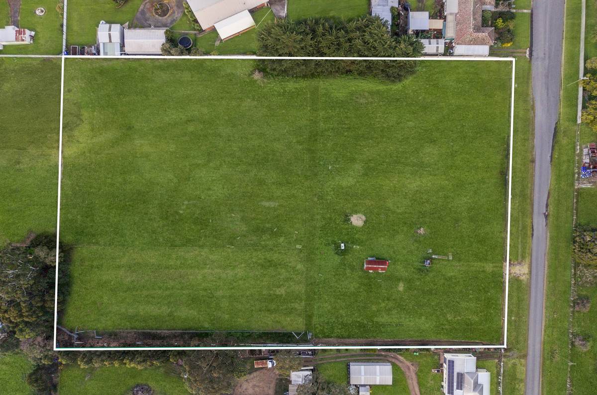 Lot 1, 50 Pioneer Stret, Hamilton For Sale by Farmbuy.com - image 4