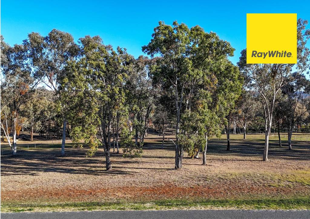 105 Sylvan Drive, Inverell NSW 2360