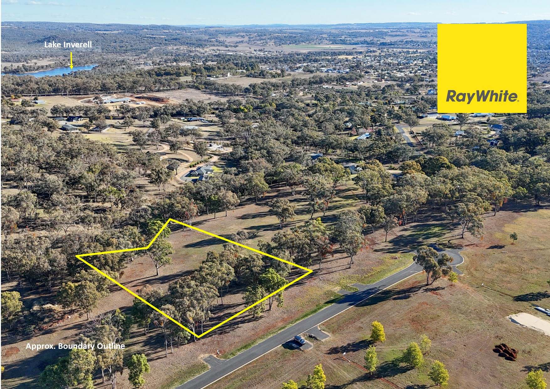 105 Sylvan Drive, Inverell For Sale by Farmbuy.com - image 2