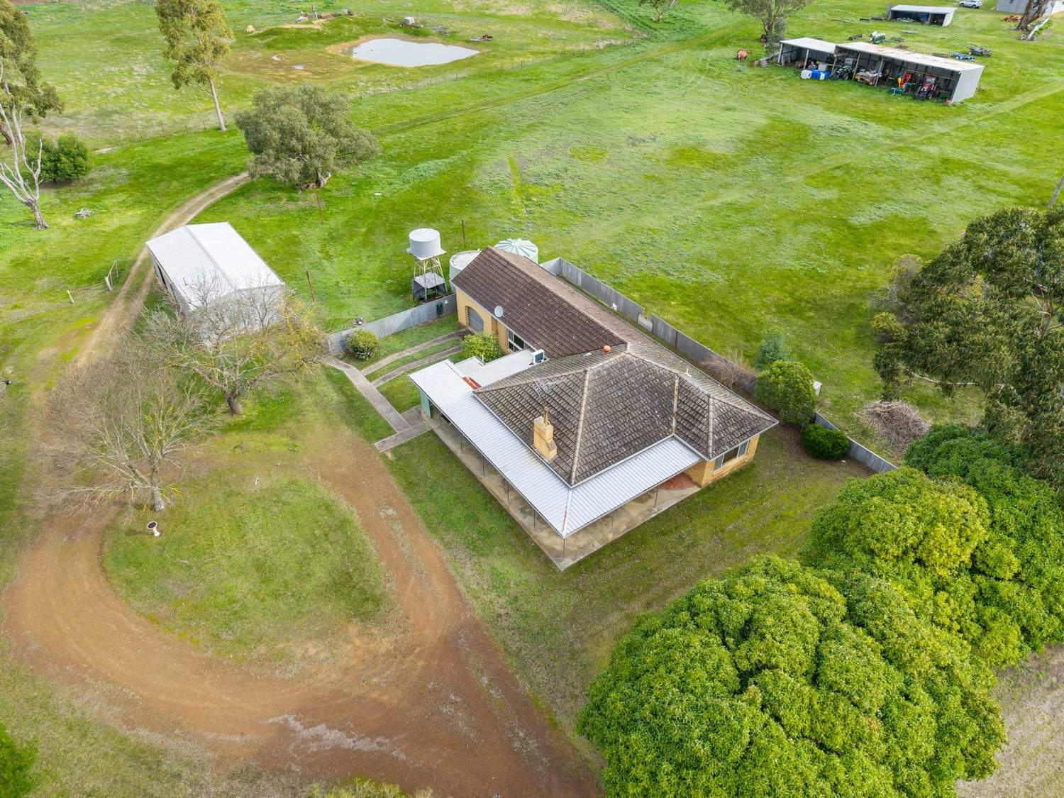2697 Dunkeld Cavendish Road, Cavendish For Sale by Farmbuy.com - image 26