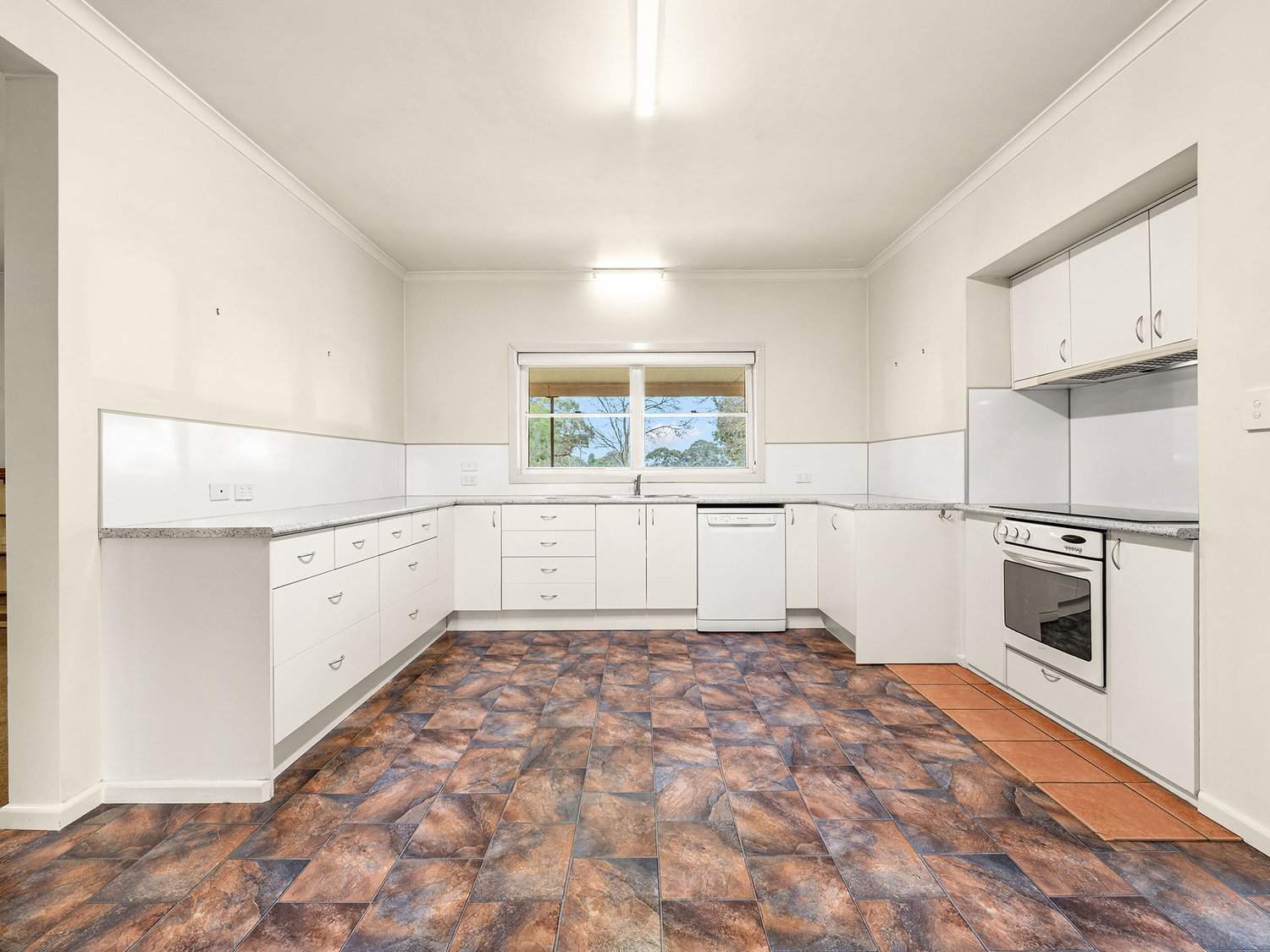 2697 Dunkeld Cavendish Road, Cavendish For Sale by Farmbuy.com - image 21