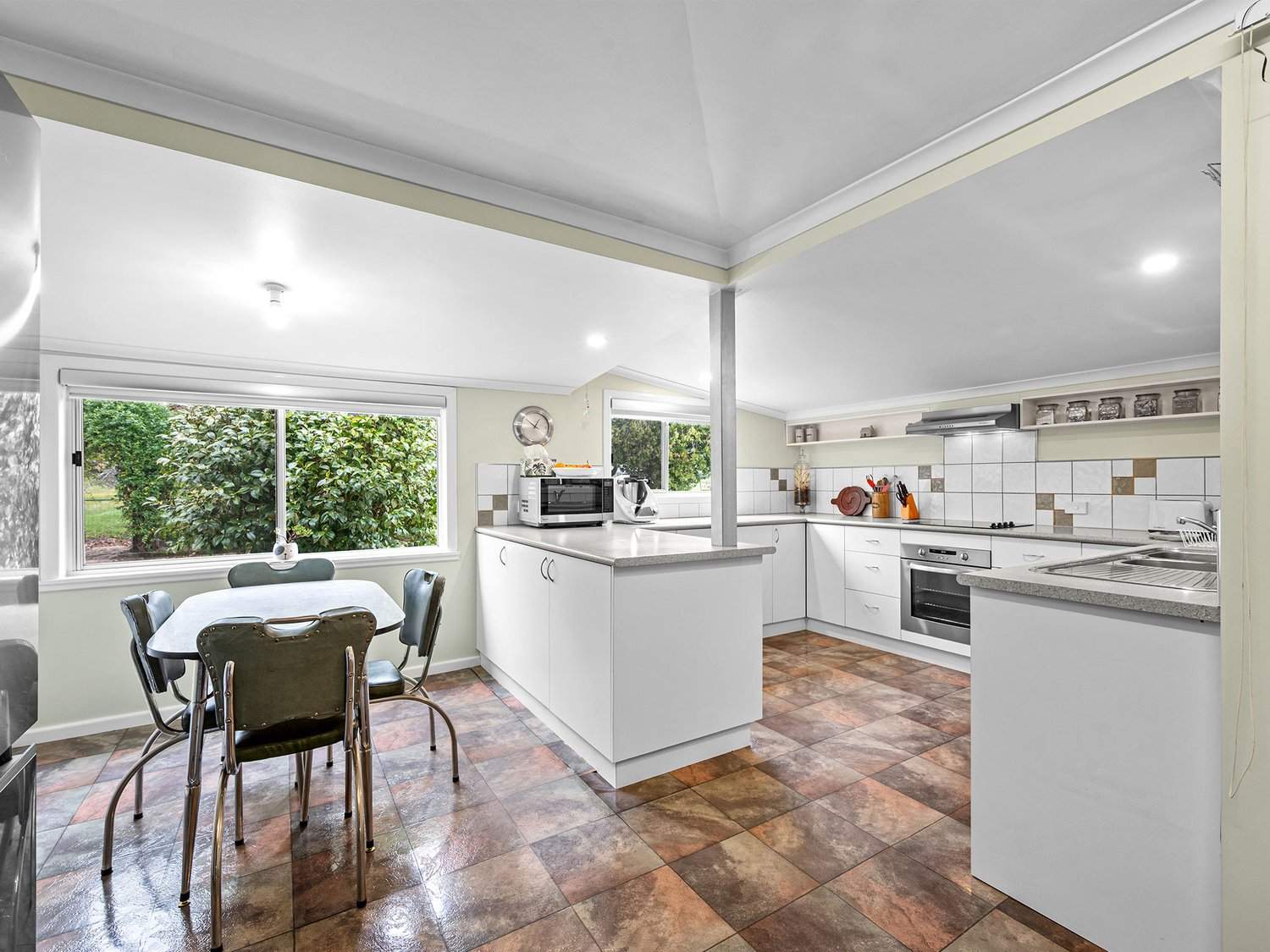 2697 Dunkeld Cavendish Road, Cavendish For Sale by Farmbuy.com - image 11