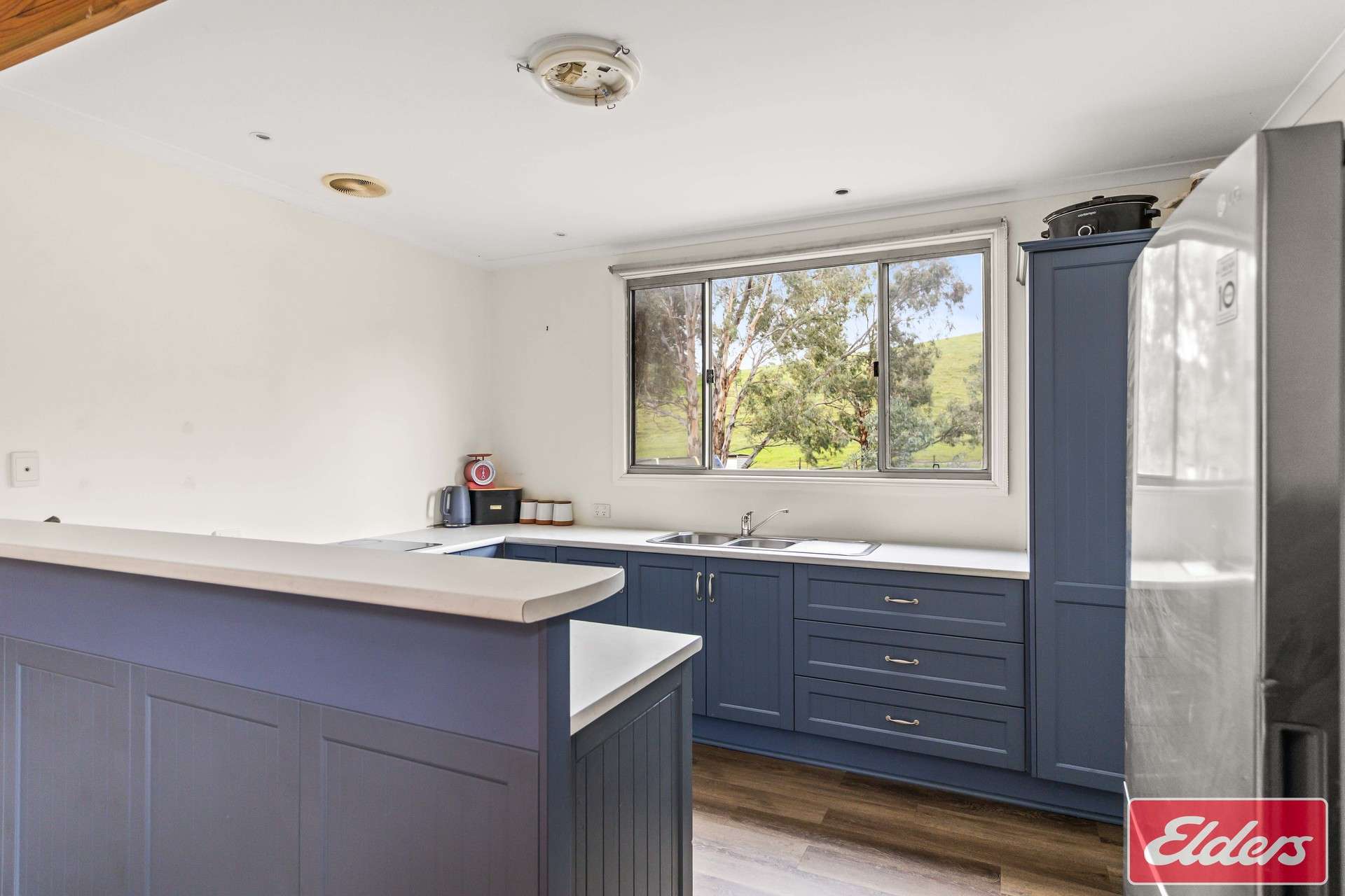 110 Sugar Loaf Road, Williamstown For Sale by Farmbuy.com - image 11