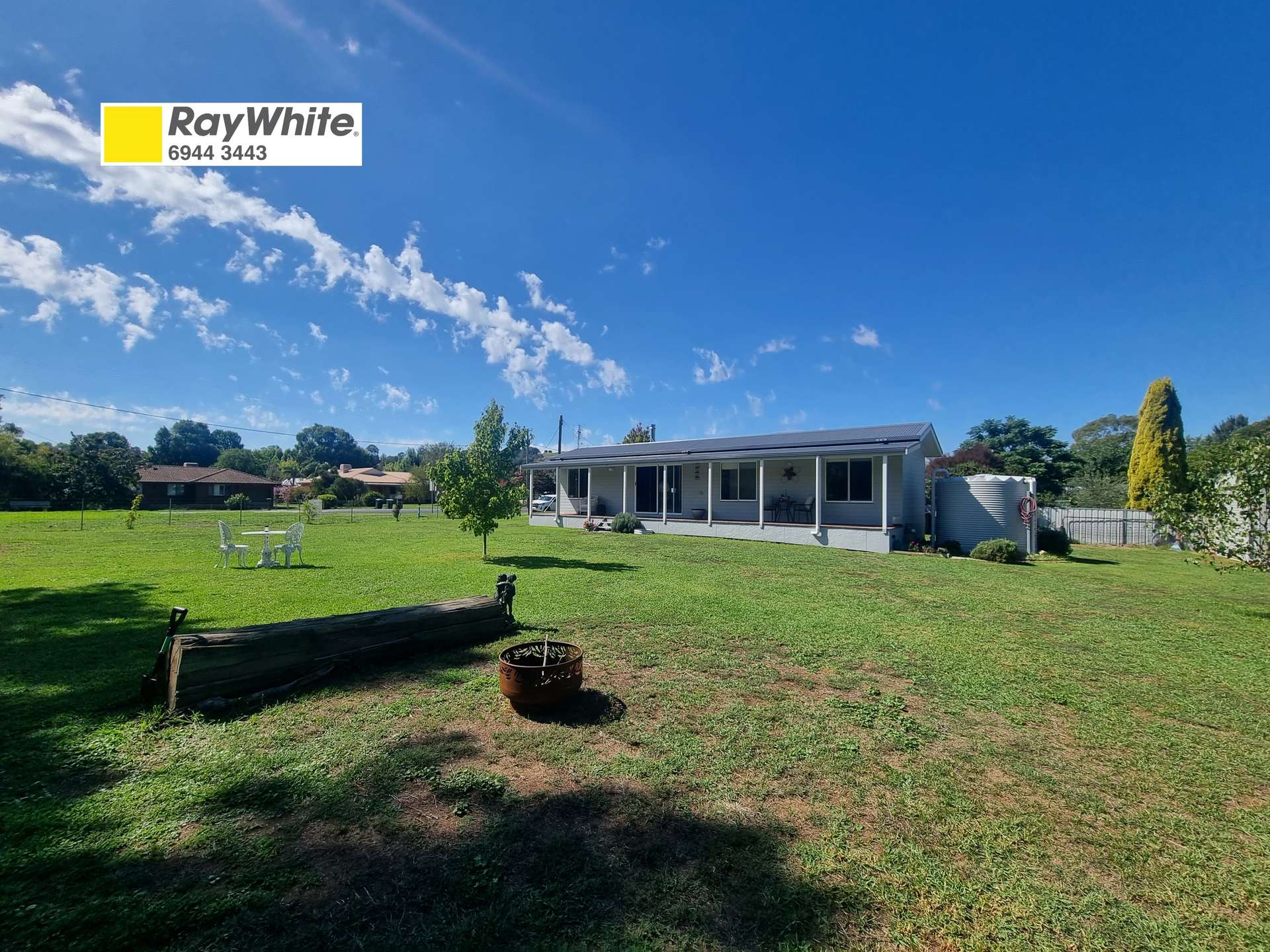 166 Punch Street, Gundagai For Sale by Farmbuy.com - image 1