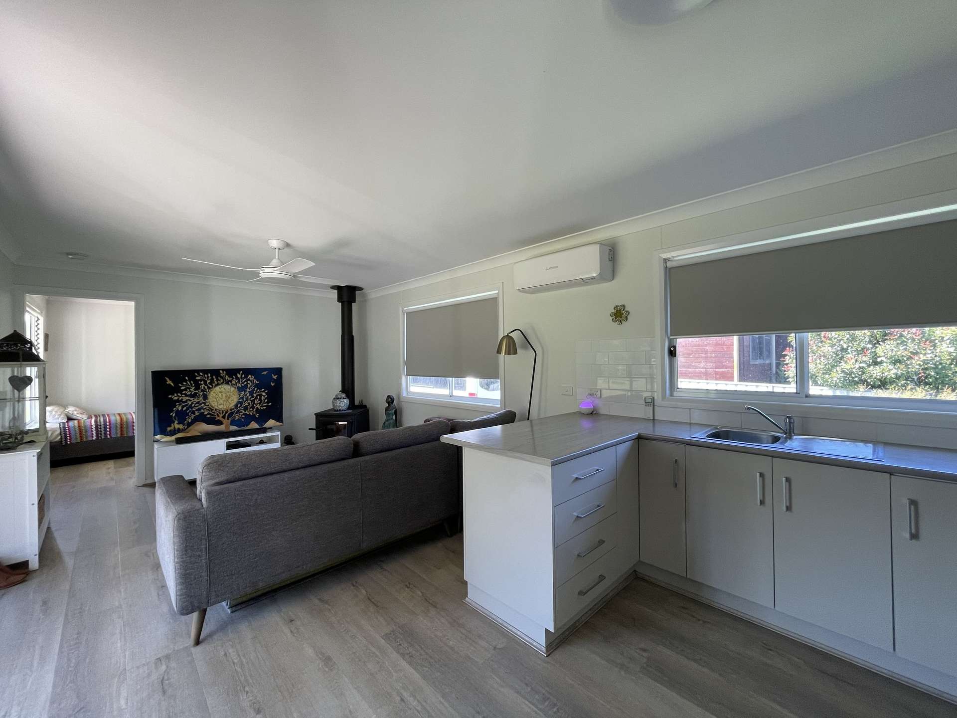 166 Punch Street, Gundagai For Sale by Farmbuy.com - image 3