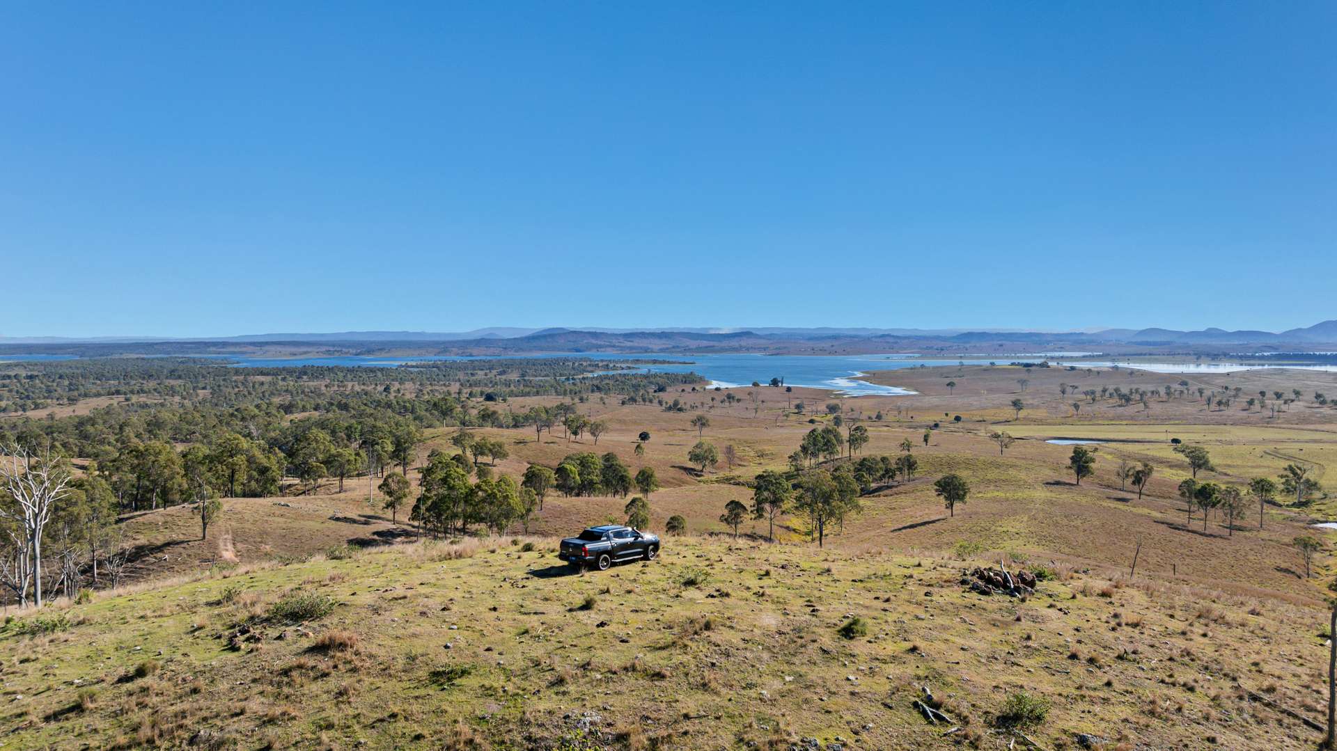 2059 Wivenhoe Somerset Road, Bryden Auction by Farmbuy.com - image 2