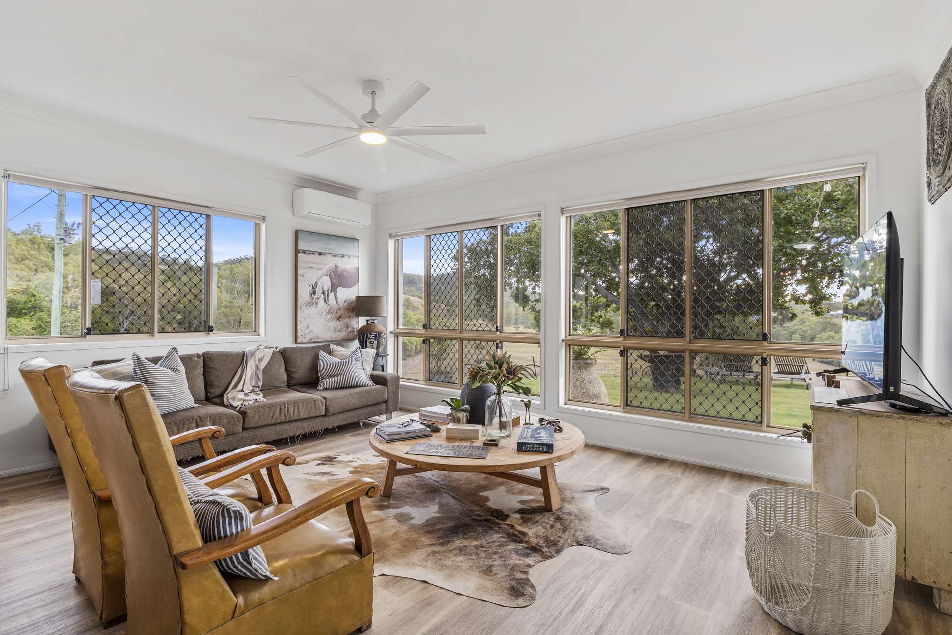 109 Browns Lane, Farnborough Auction by Farmbuy.com - image 11